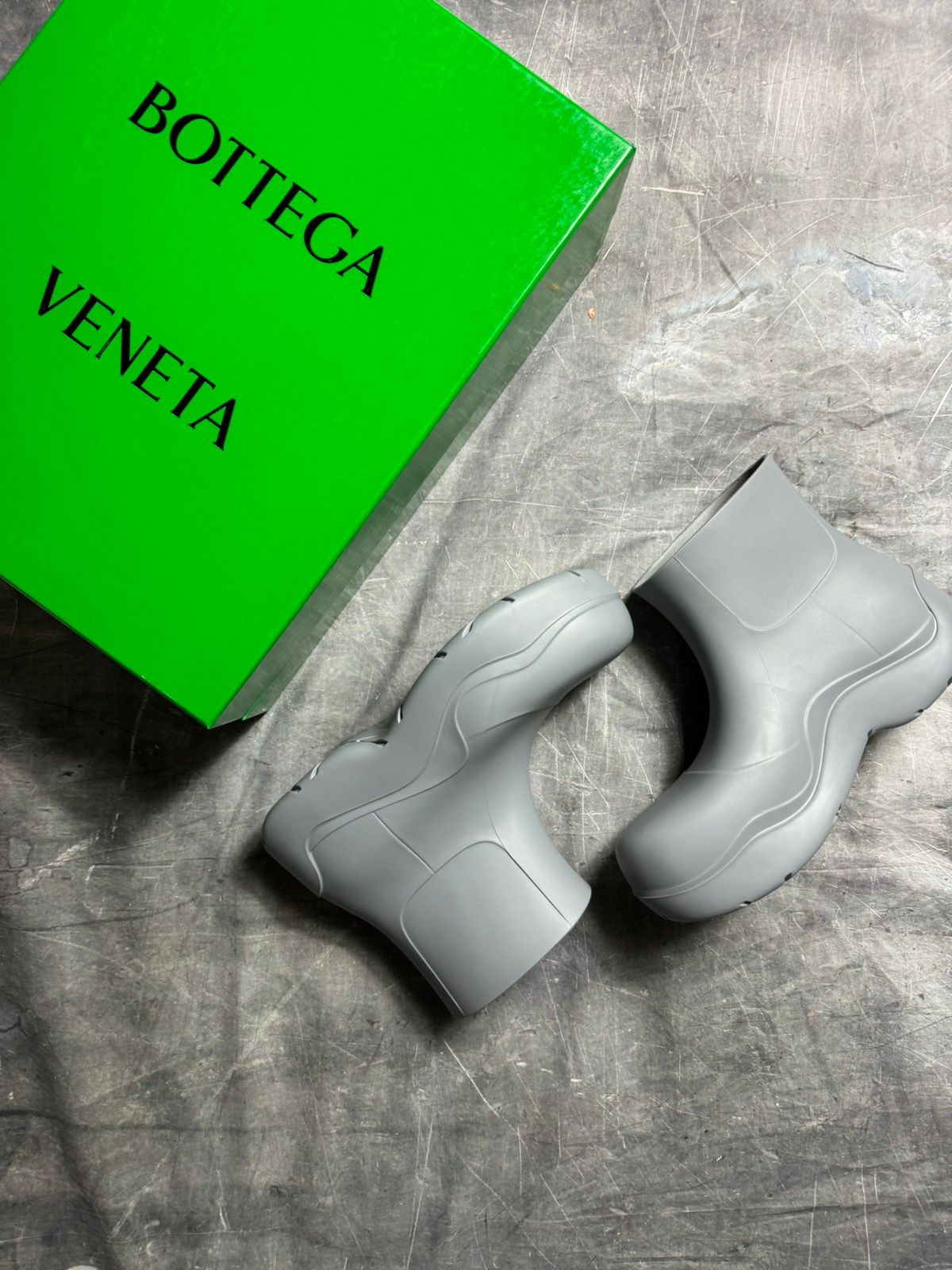 Pre-owned Bottega Veneta Puddle Boots Grey