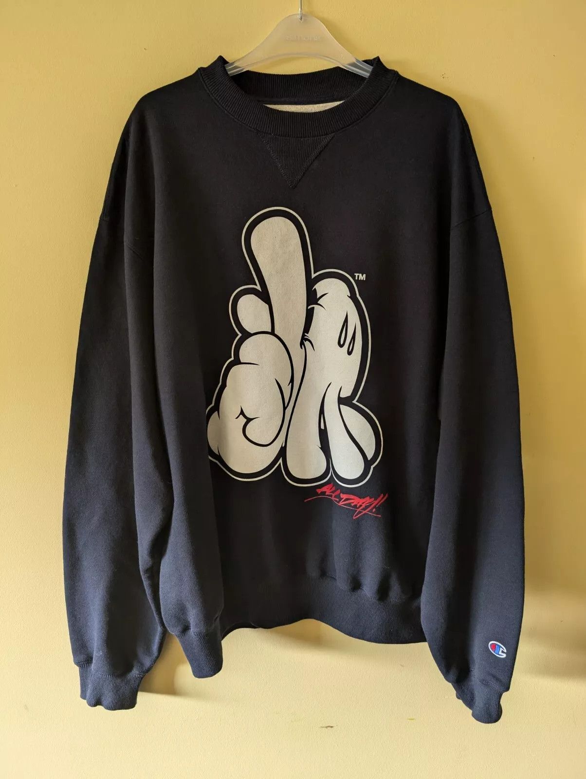 Champion × Dissizit OG Slick LA Hands Art Freeway Edition Champion Crewneck Size US L / EU 52-54 / 3 - 1 Thumbnail