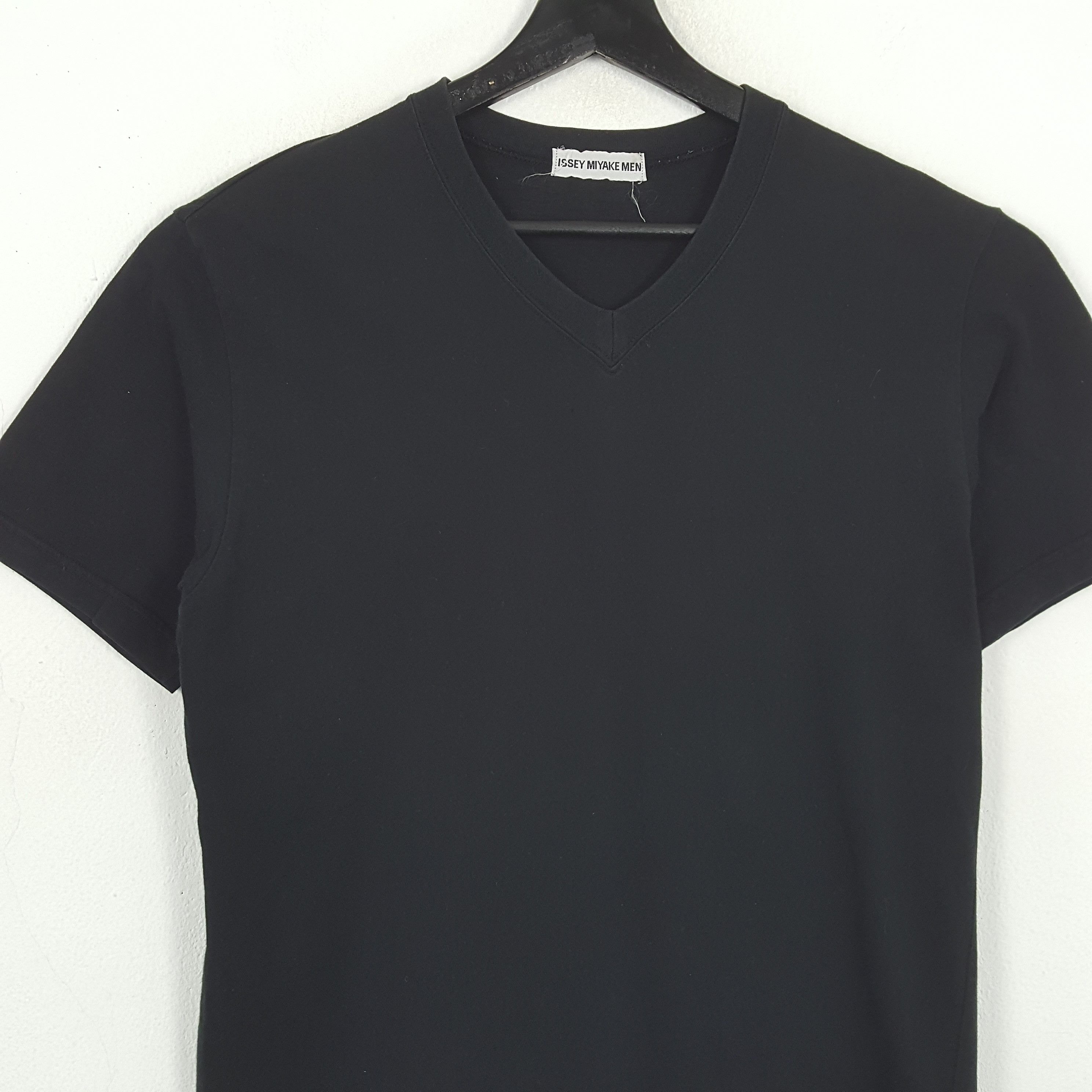 Issey Miyake × Japanese Brand × Vintage ISSEY MIYAKE MEN Japanese Designer Plain Style Tshirt Size US M / EU 48-50 / 2 - 2 Thumbnail