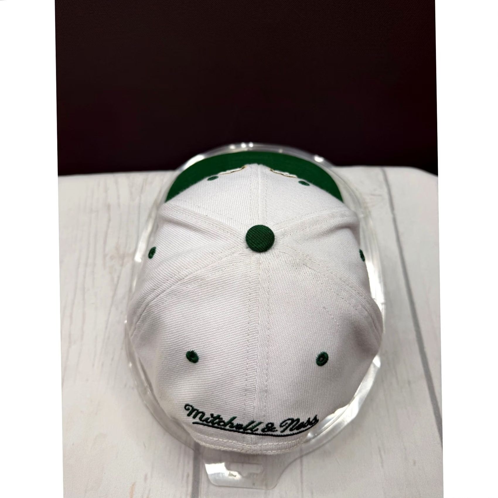 Mitchell & Ness Mitchell & Ness Milwaukee Bucks Hat Mens White Green Snapback Flat Brim OSFA Size ONE SIZE - 6 Thumbnail