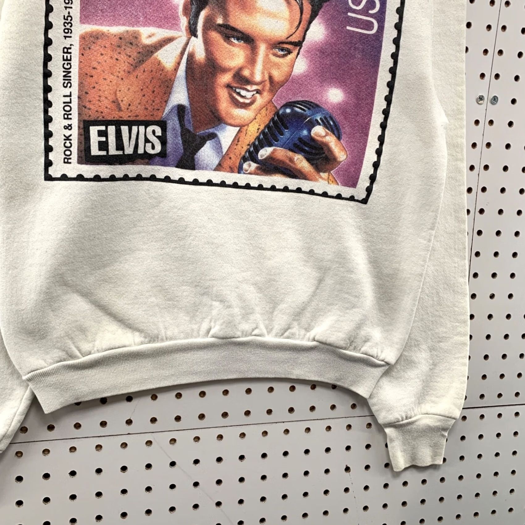 Fruit Of The Loom VINTAGE Elvis USA Stamp Graphic Crewneck Sweatshirt Mens S Fits XS USA Size US S / EU 44-46 / 1 - 7 Thumbnail