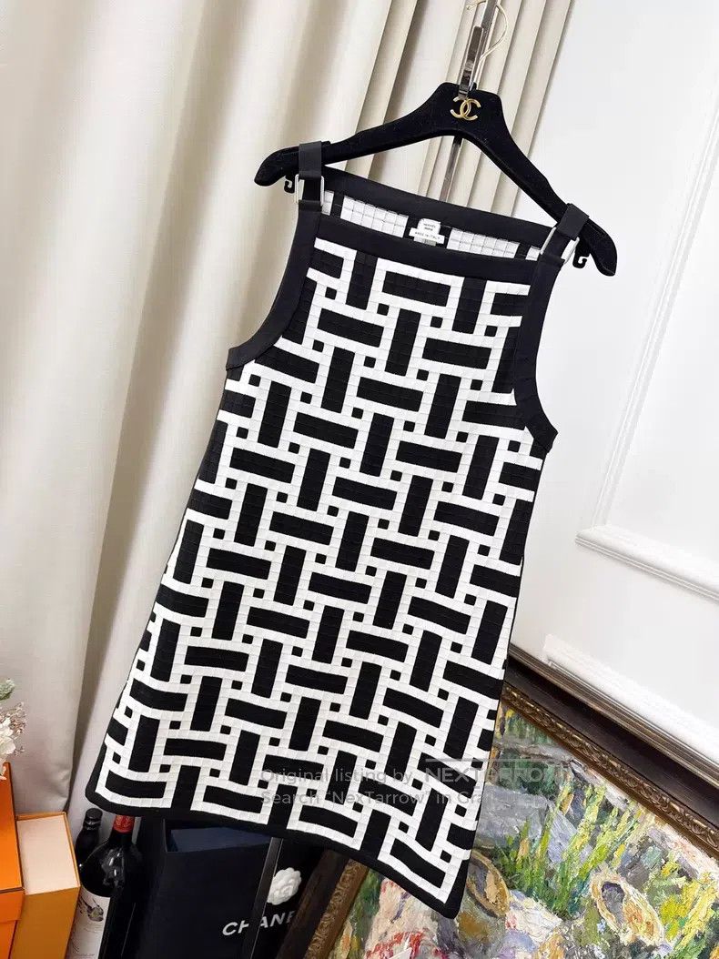 Hermes Hermes Black and White Knit Strap Dress Size XXS / US 00 / IT 34 - 1 Thumbnail