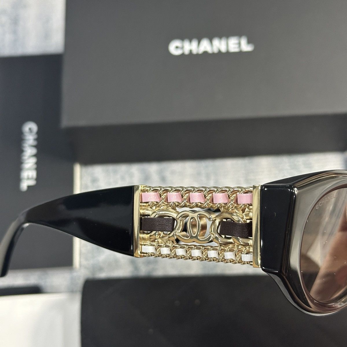 Chanel CHANEL 0CH5536Q C622S5 SUNGLASSES Size ONE SIZE - 5 Thumbnail