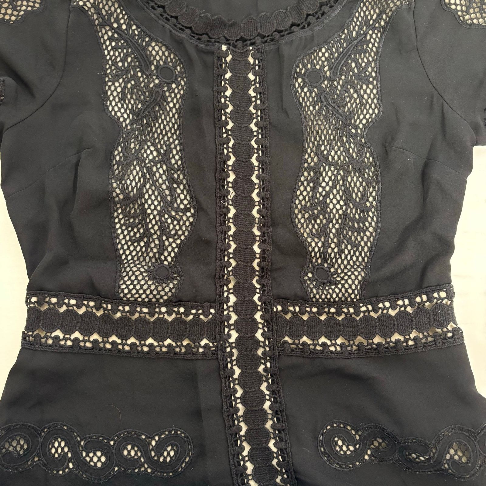 Ann Taylor Ann Taylor Black Crochet Lace Peplum Blouse Petite 0 Lined Size XS / US 0-2 / IT 36-38 - 8 Thumbnail
