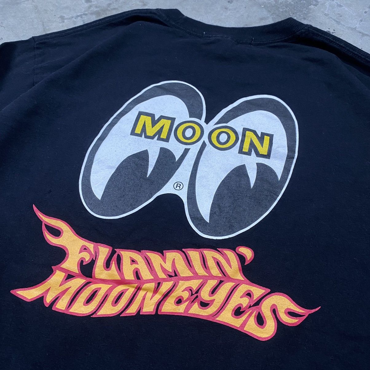 Vintage Rare y2k Moon Eyes Flames Flamin Mooneyes Longsleeve Size US L / EU 52-54 / 3 - 6 Thumbnail