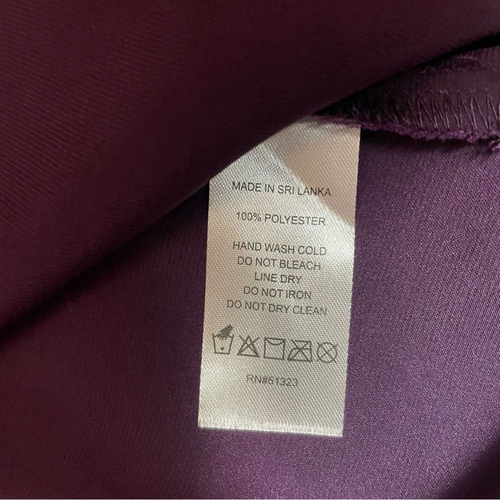 Vince Camuto Vince Camuto V-Neck Satin Purple Puff Sleeve Blouse Size L Size L / US 10 / IT 46 - 8 Thumbnail