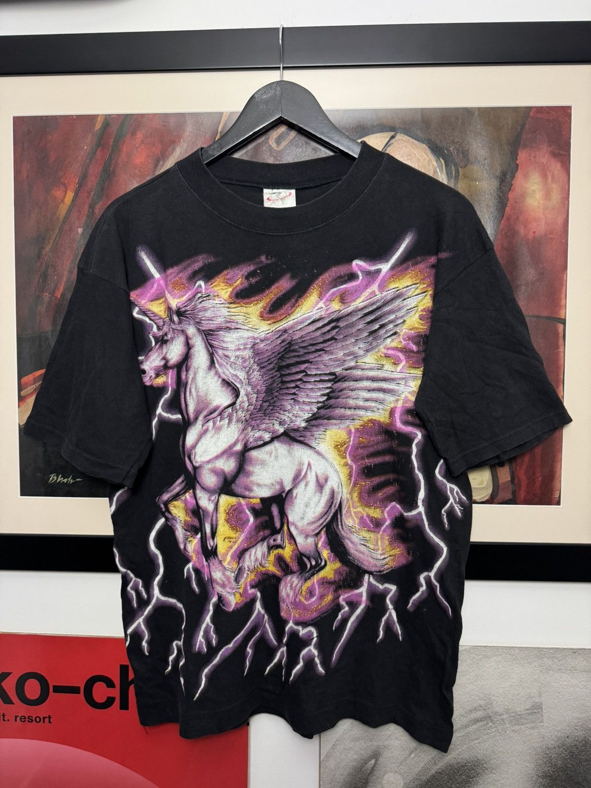 Vintage Travis Scott Vintage 90s American Thunder Unicorn T shirt Size US L / EU 52-54 / 3 - 1 Thumbnail