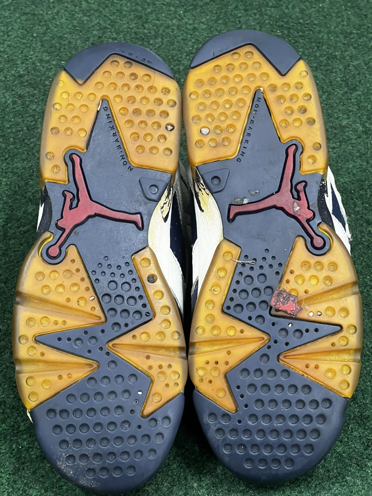 Jordan Brand 2012 Air Jordan 6 Retro Olympic GS Size US 6 / EU 39 - 8 Thumbnail