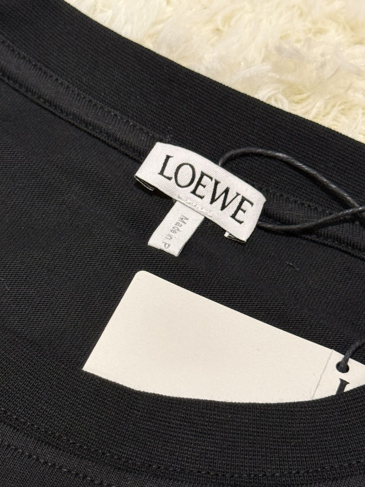 Loewe LOEWE Embroidered Logo T Shirt Black Size US M / EU 48-50 / 2 - 4 Thumbnail