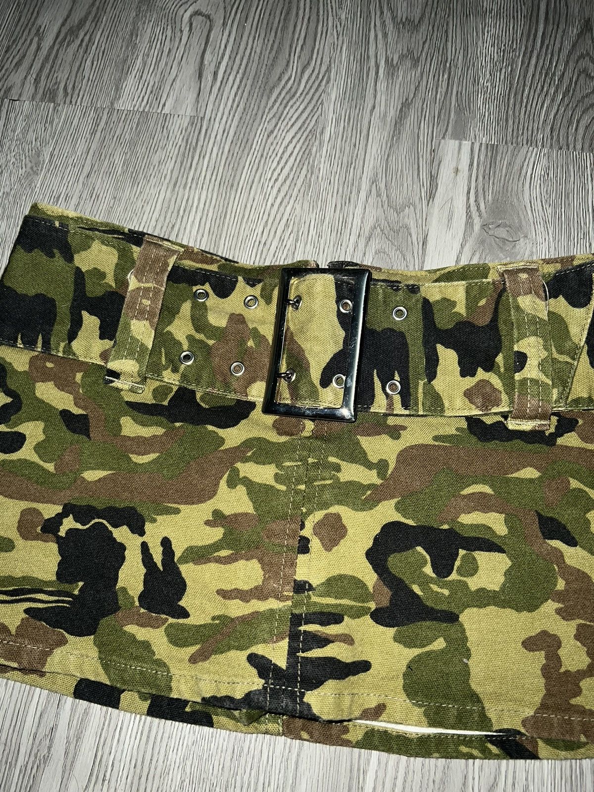 Japanese Brand Japanese Camo belted mini skirt🪖 Size 25" / US 0 / IT 36 - 12 Thumbnail