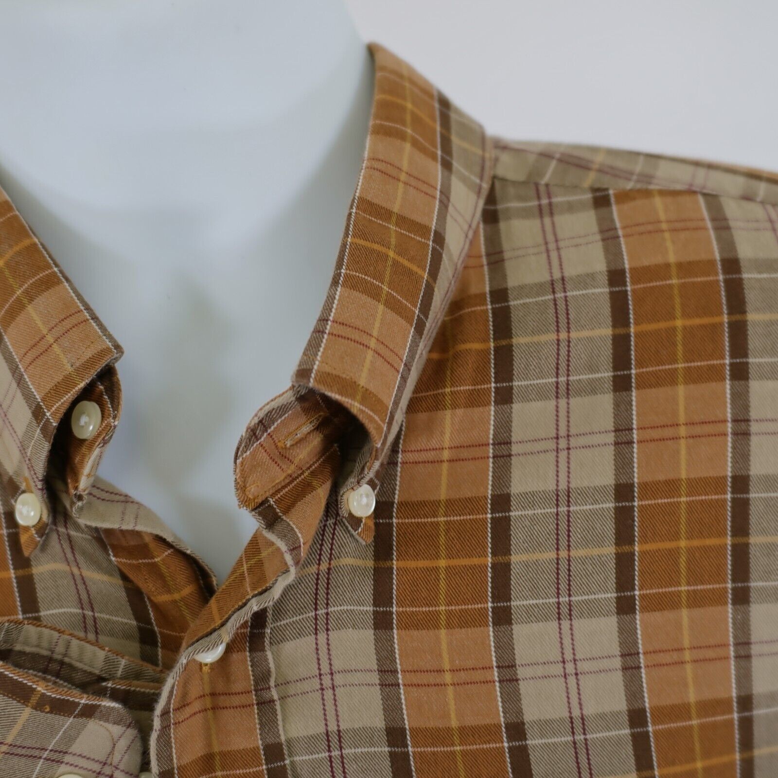 Jos. A. Bank Jos A Bank XL Brown Plaid Flannel Button Down Long Sleeve Size US XL / EU 56 / 4 - 3 Thumbnail