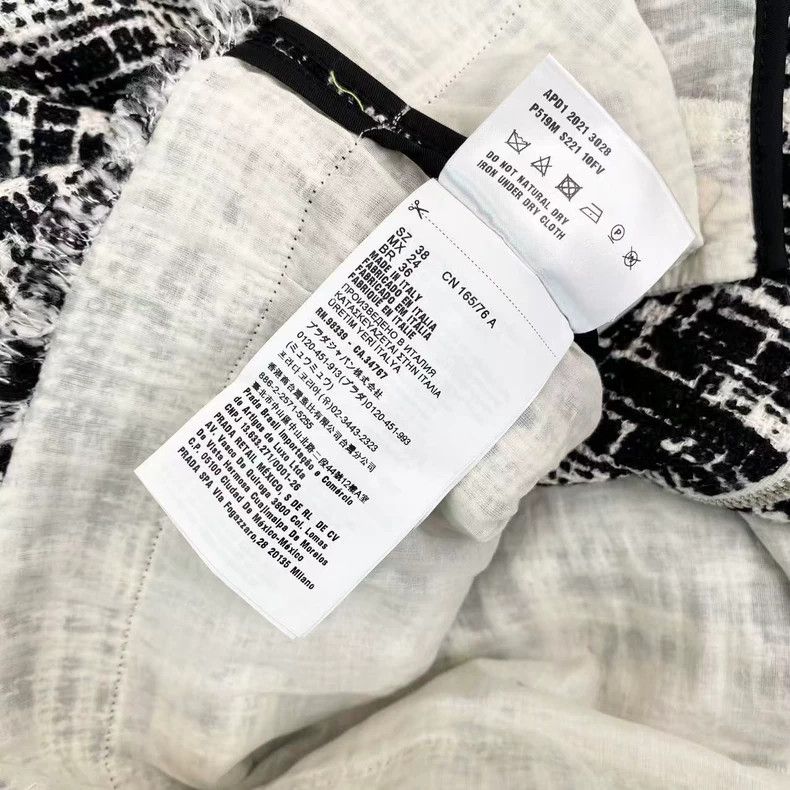 Prada Prada Black and white tweed triangle tassel jacket Size XS / US 0-2 / IT 36-38 - 4 Thumbnail