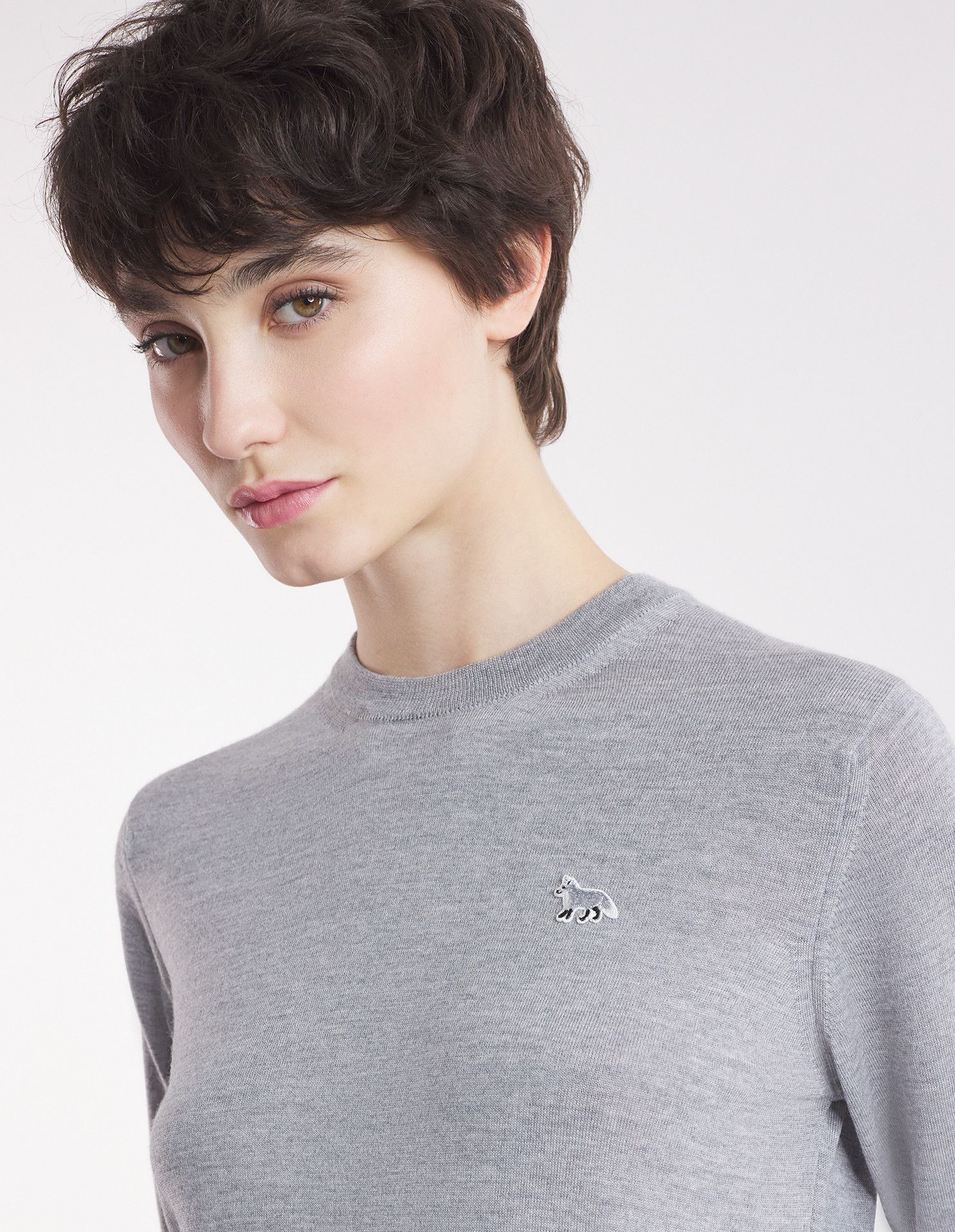 Maison Kitsune o1s22i1n1124 Baby Fox Regular Fit Sweater in Grey Size XS / US 0-2 / IT 36-38 - 3 Thumbnail
