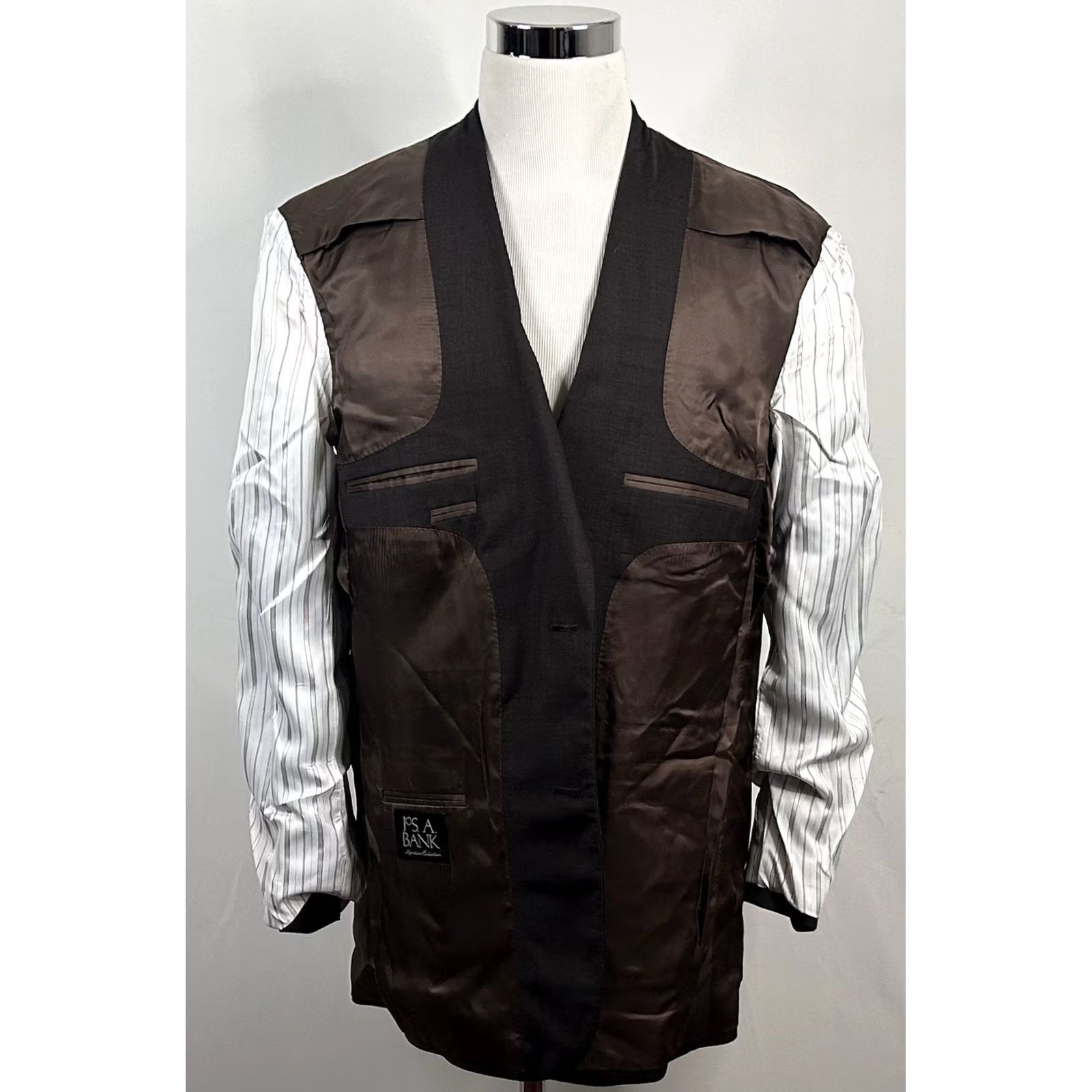 Jos. A. Bank Jos A Bank 44L Suit 34x30 Pleated 100% Wool Brown Two Button Lined Vented Mens Suit Size 34R - 6 Thumbnail