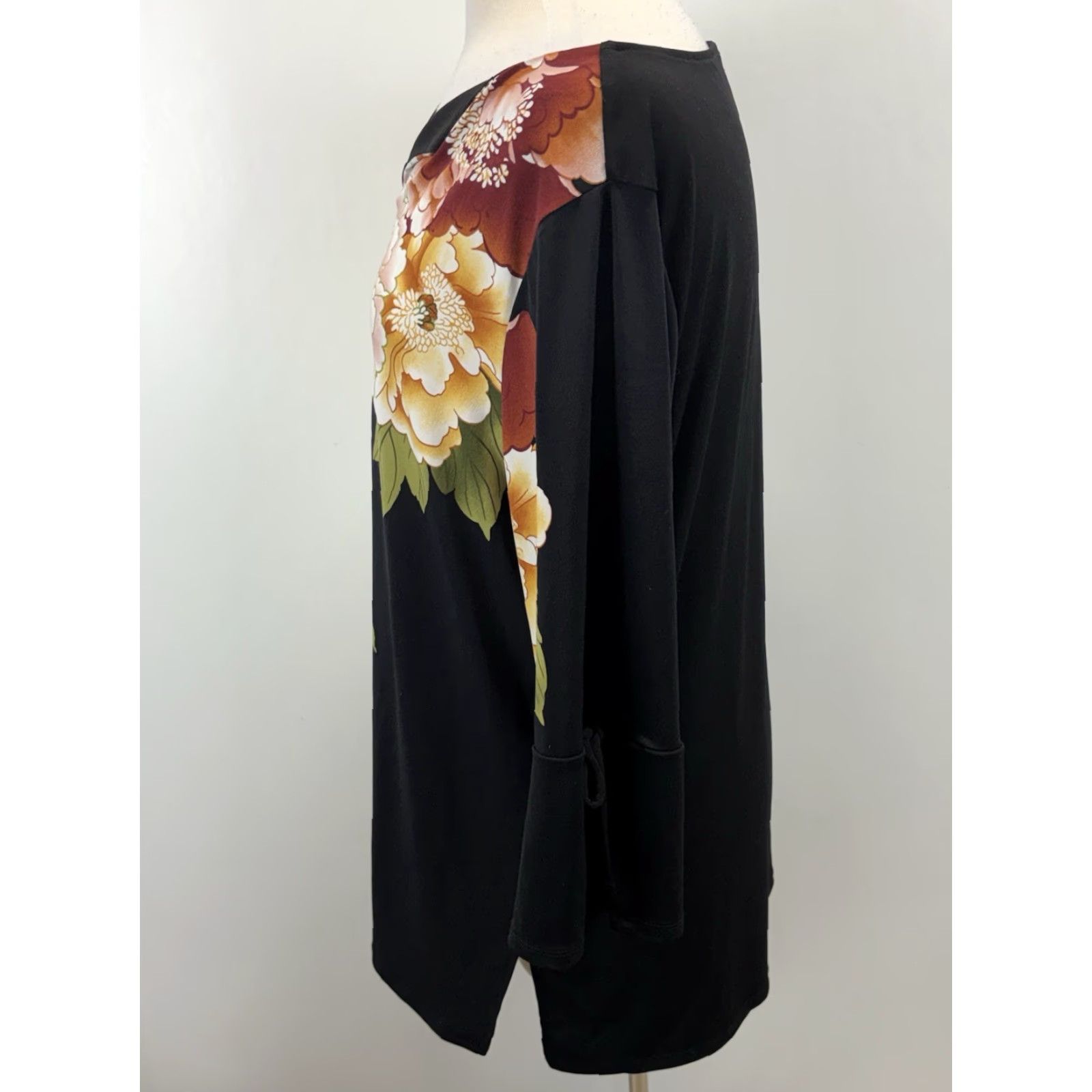 Vintage Chicos Black Floral Tunic Top Shirt Womens XL Bell Sleeve 3/4 Sleeve Pullover Blouse Casual Comfort Size XL / US 12-14 / IT 48-50 - 2 Thumbnail