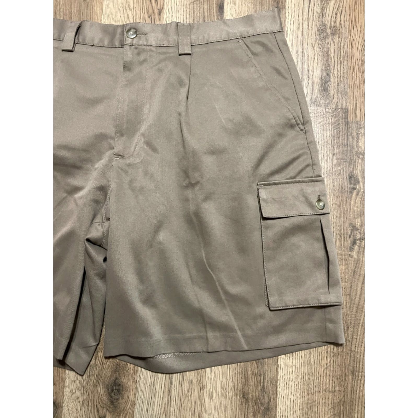 Croft & Barrow Croft & Barrow Shorts Mens Size 38 Brown Cargo Shorts Multi Pockets Size US 38 / EU 54 - 4 Thumbnail