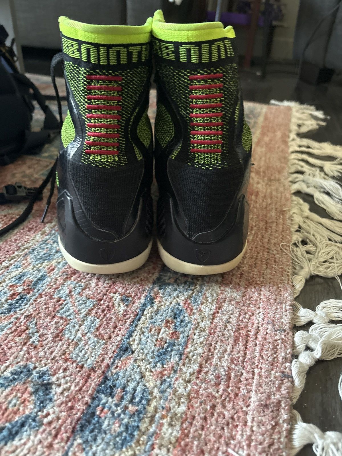 Nike Nike Kobe 9 Elite Victory Restored Size US 12 / EU 45 - 4 Thumbnail