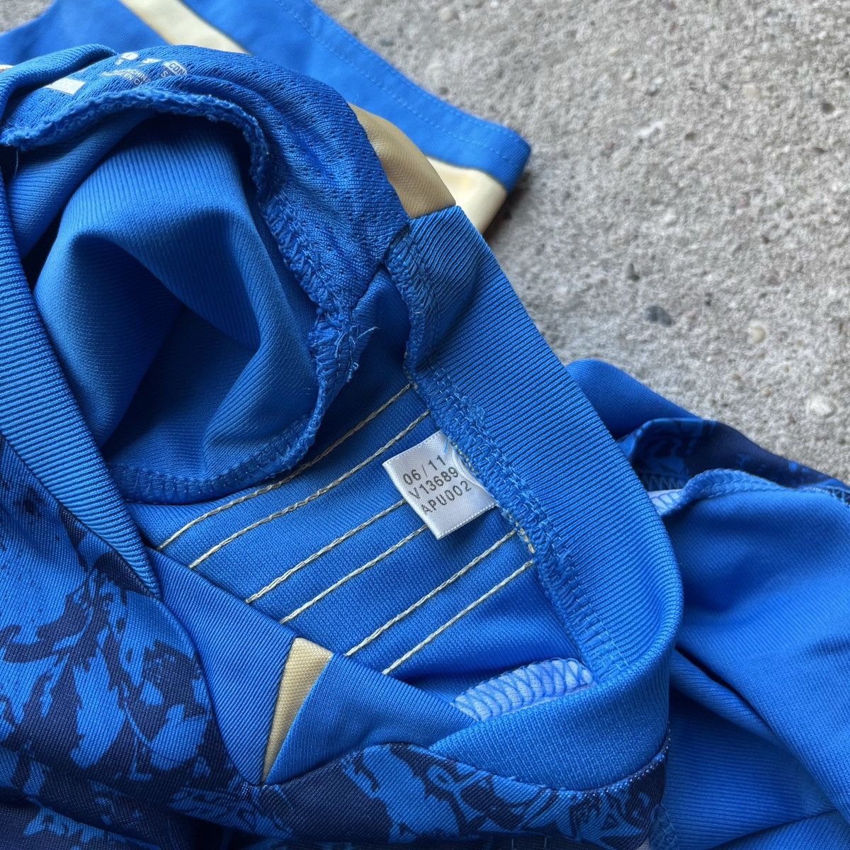 Adidas Olympique Marseille Adidas 2011/2012 away Football Jersey Size US S / EU 44-46 / 1 - 8 Thumbnail