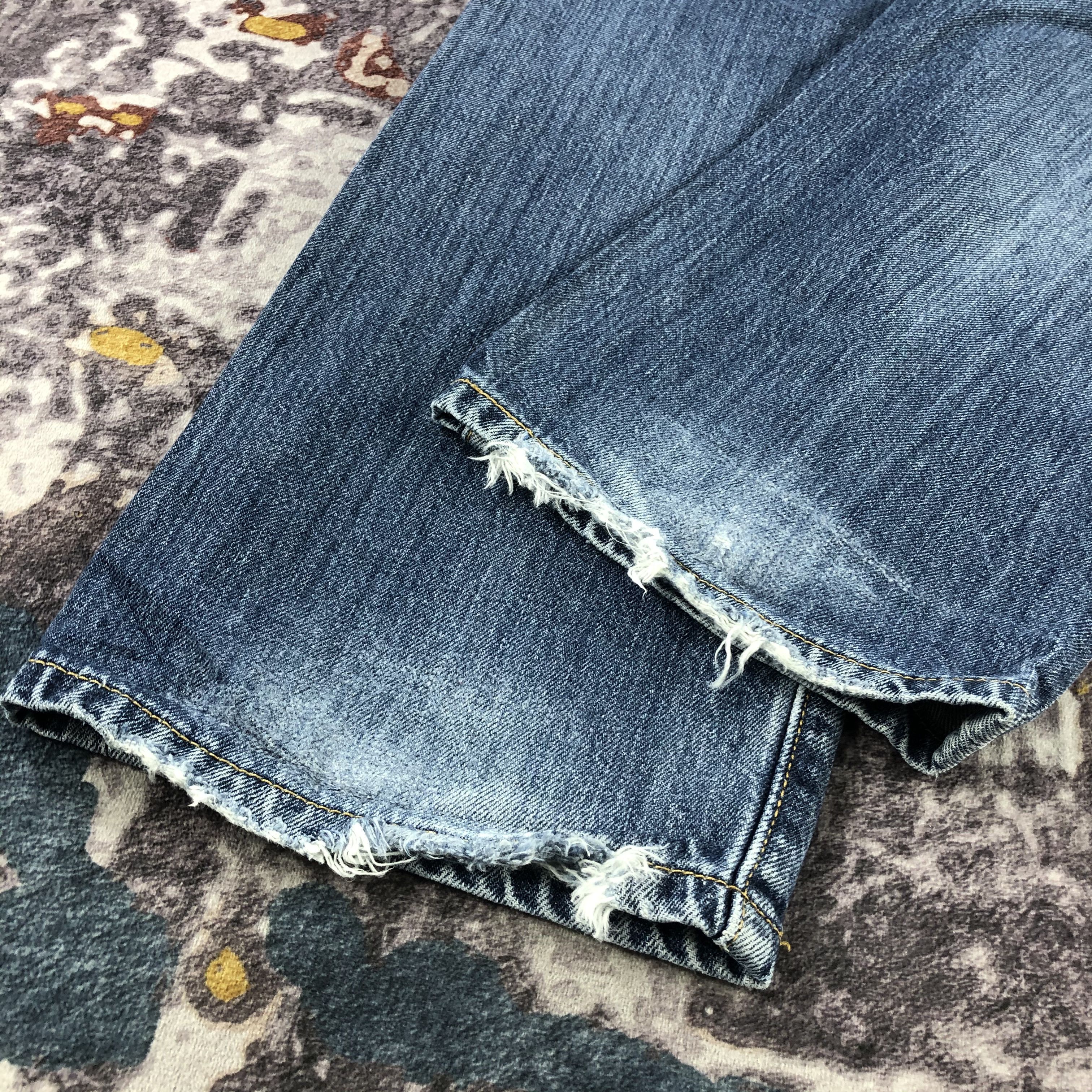 Levi's × Vintage 90s Vintage Blue Wash Levis 501 Jeans-JM2742 Size US 31 - 4 Thumbnail