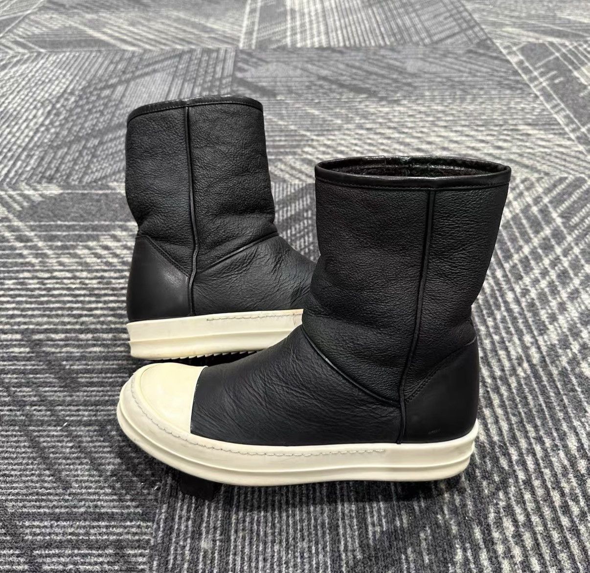 Rick Owens Rick Owens Main Line Snow Boots J42 Size US 6.5 / IT 36.5 - 3 Thumbnail