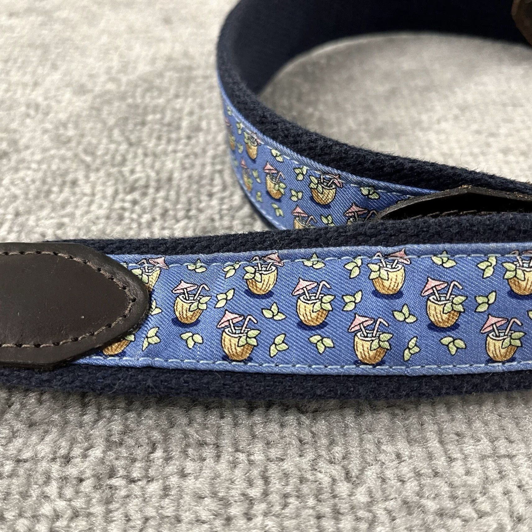 Vineyard Vines Vineyard Vines Belt Men Size 32 Pina Colada Drink Vacation Preppy Brass Buckle Belt Size 32 - 2 Thumbnail