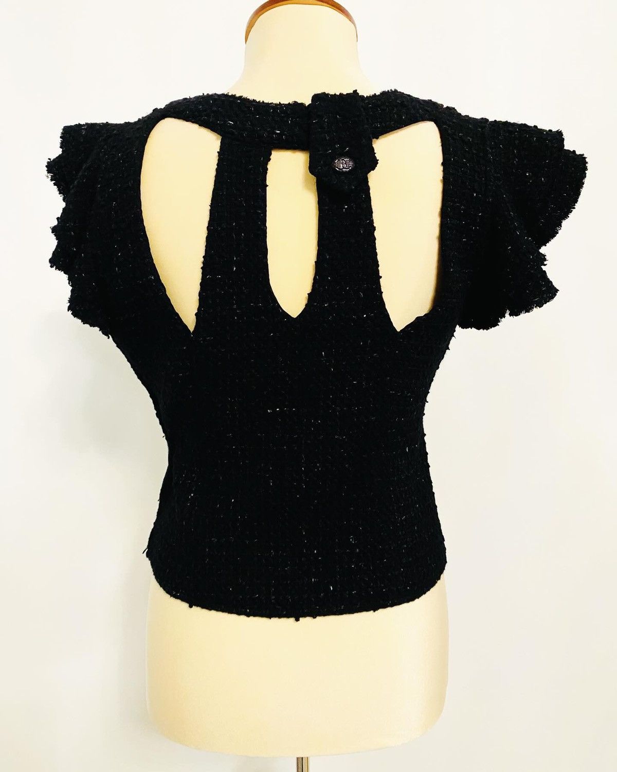 Chanel Authentic Chanel tweeds top Size XS / US 0-2 / IT 36-38 - 2 Thumbnail