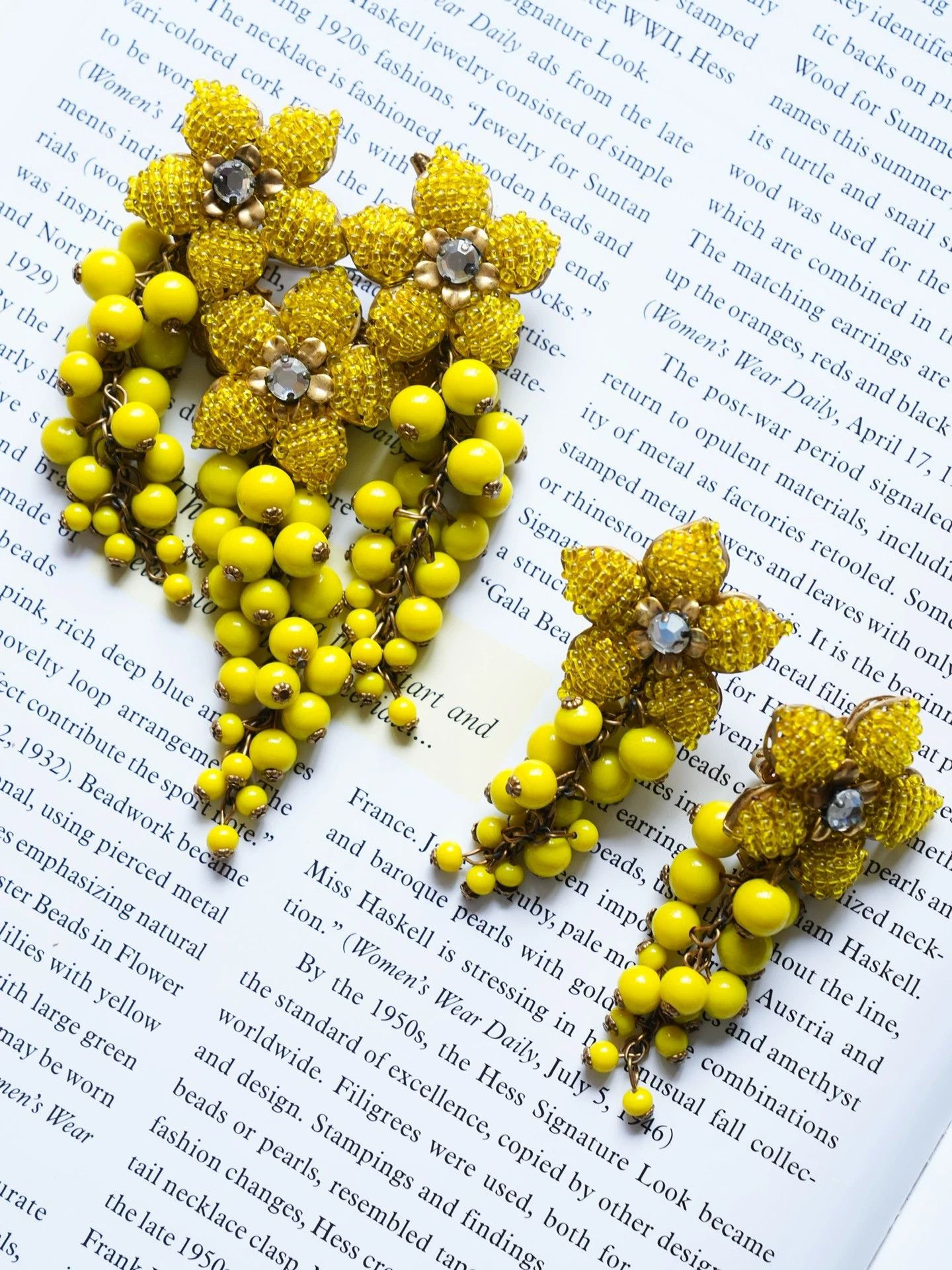 Other Miram Haskell 1940s/50s Yellow Glass Floral Brooch Earring Set Size ONE SIZE - 2 Thumbnail