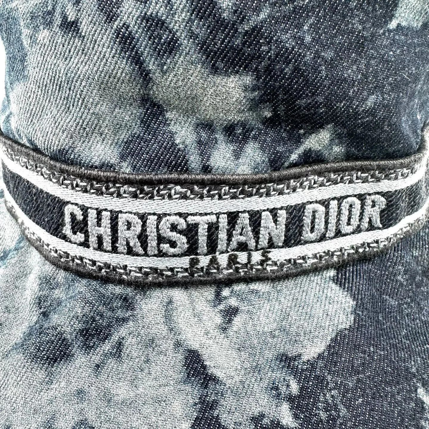 Dior Dior Embroidered Logo Navy Fisherman Hat. Size ONE SIZE - 3 Thumbnail