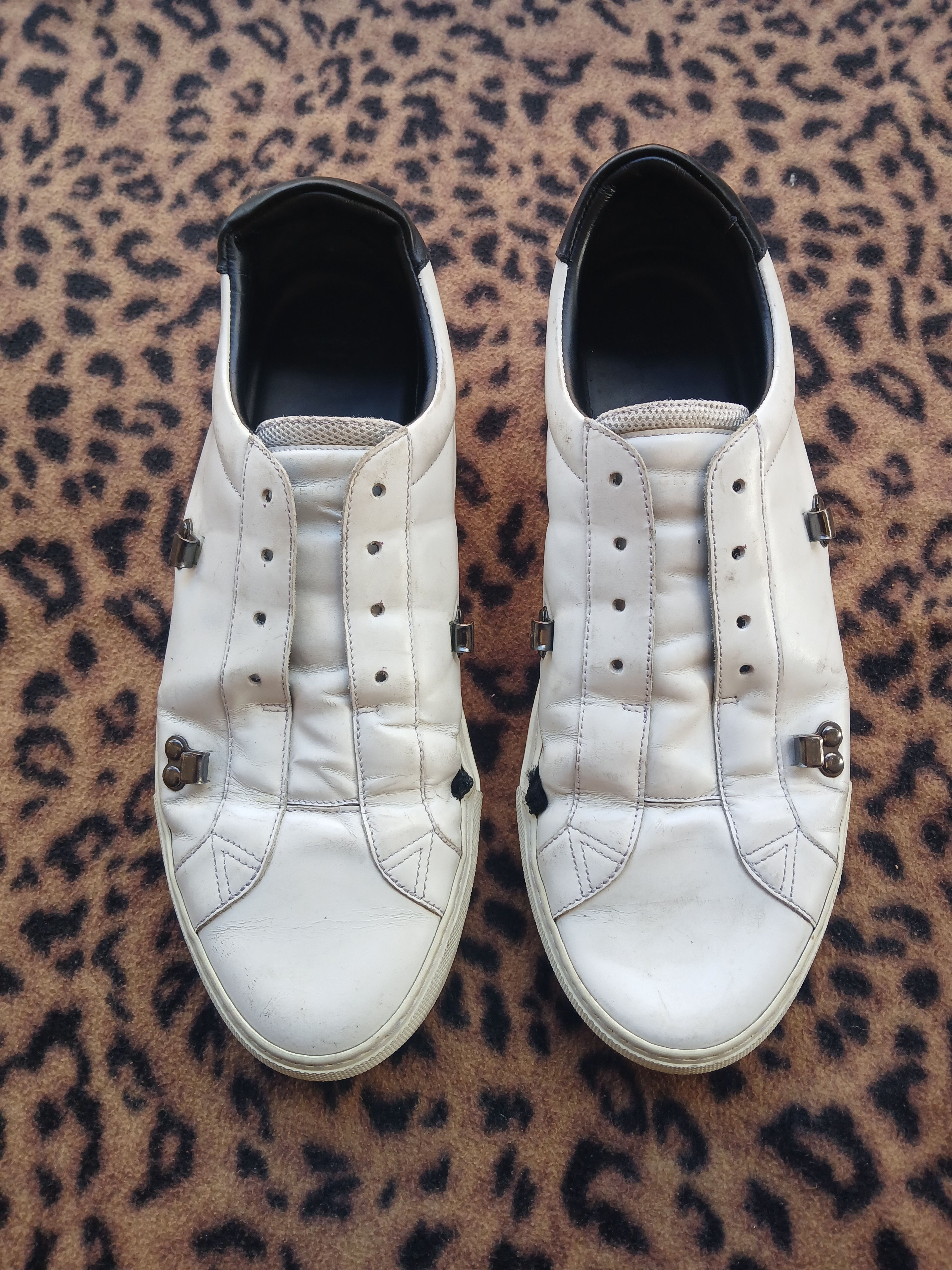 Givenchy Givenchy white urban street hike sneaker Size US 10 / EU 43 - 1 Thumbnail