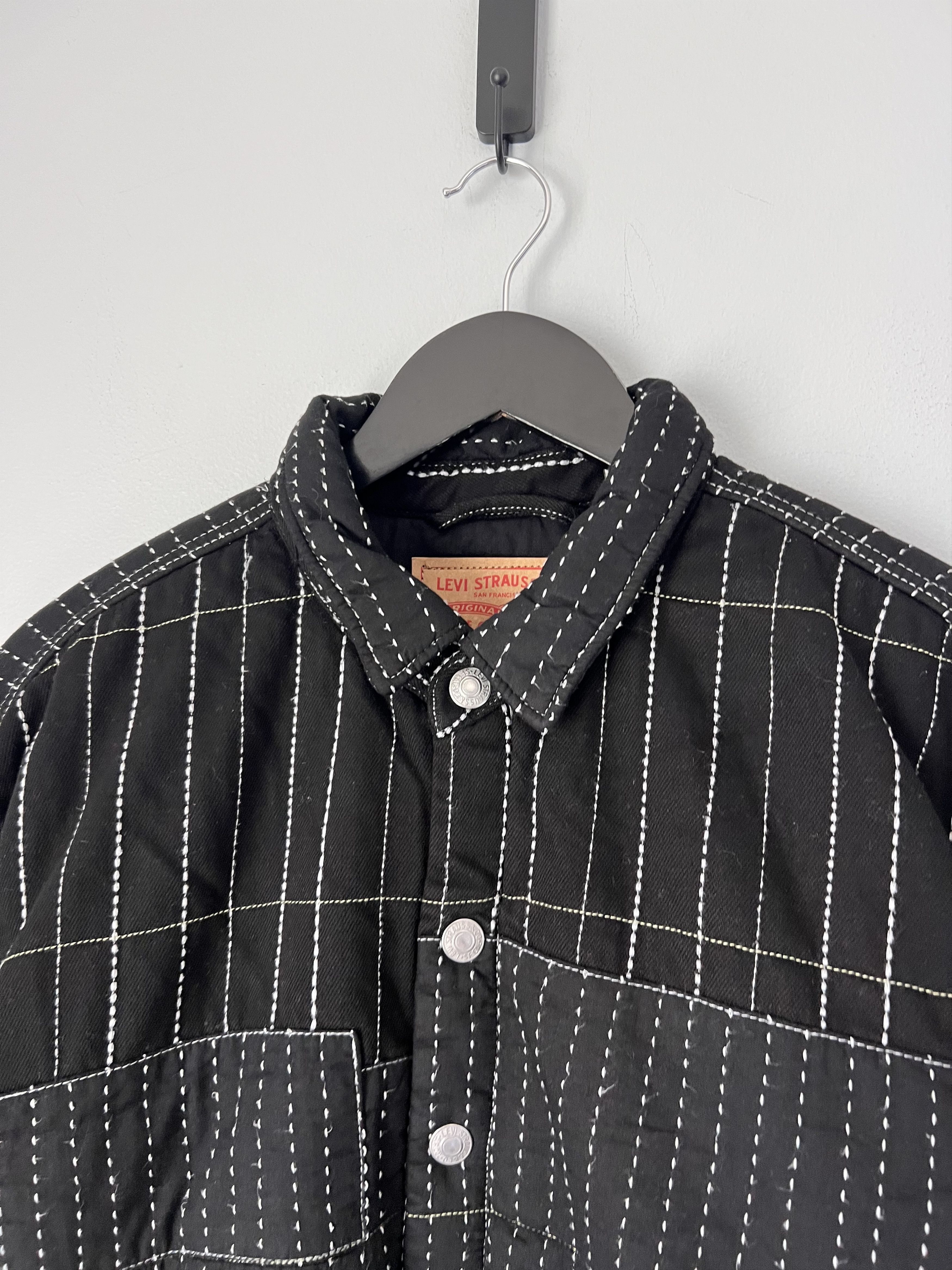 DENIM TEARS × Levi's Denim Tears Levi's Peace Patchwork Padded Jacket in Black Size US L / EU 52-54 / 3 - 5 Thumbnail