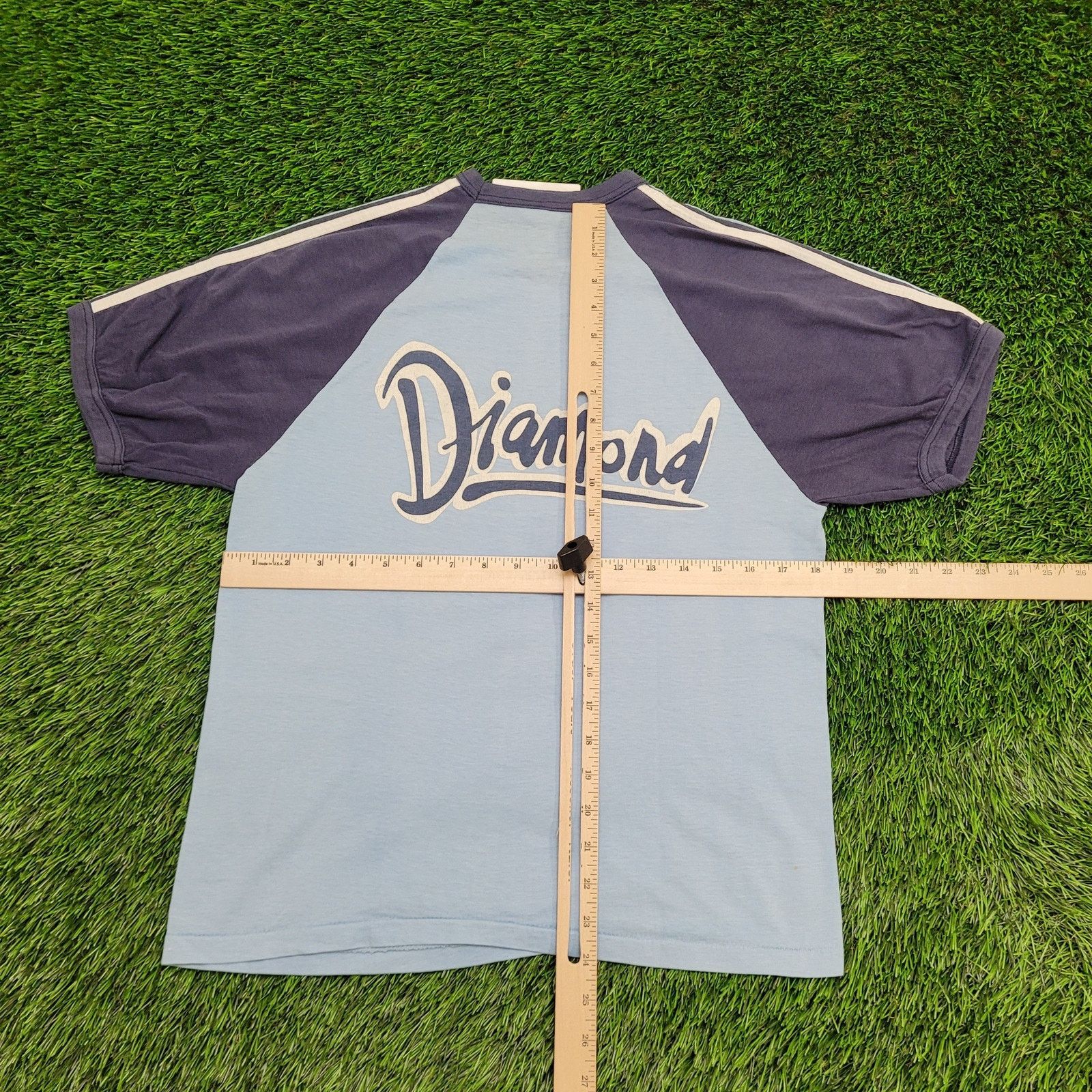 Vintage Vintage 1983 Diamond World Tour Shirt Womens XS/S 18x24 Blue Size S / US 4 / IT 40 - 3 Thumbnail