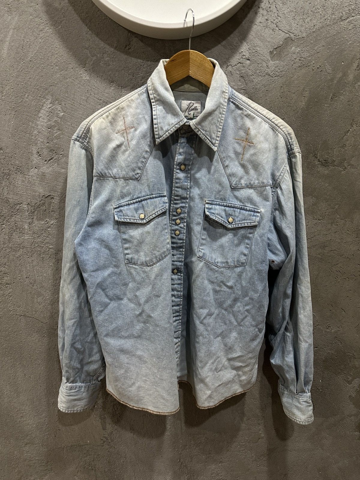 Needles Needles By Nepenthes Cross Sewn Chambray Pearl Button-Up Size US L / EU 52-54 / 3 - 21 Thumbnail