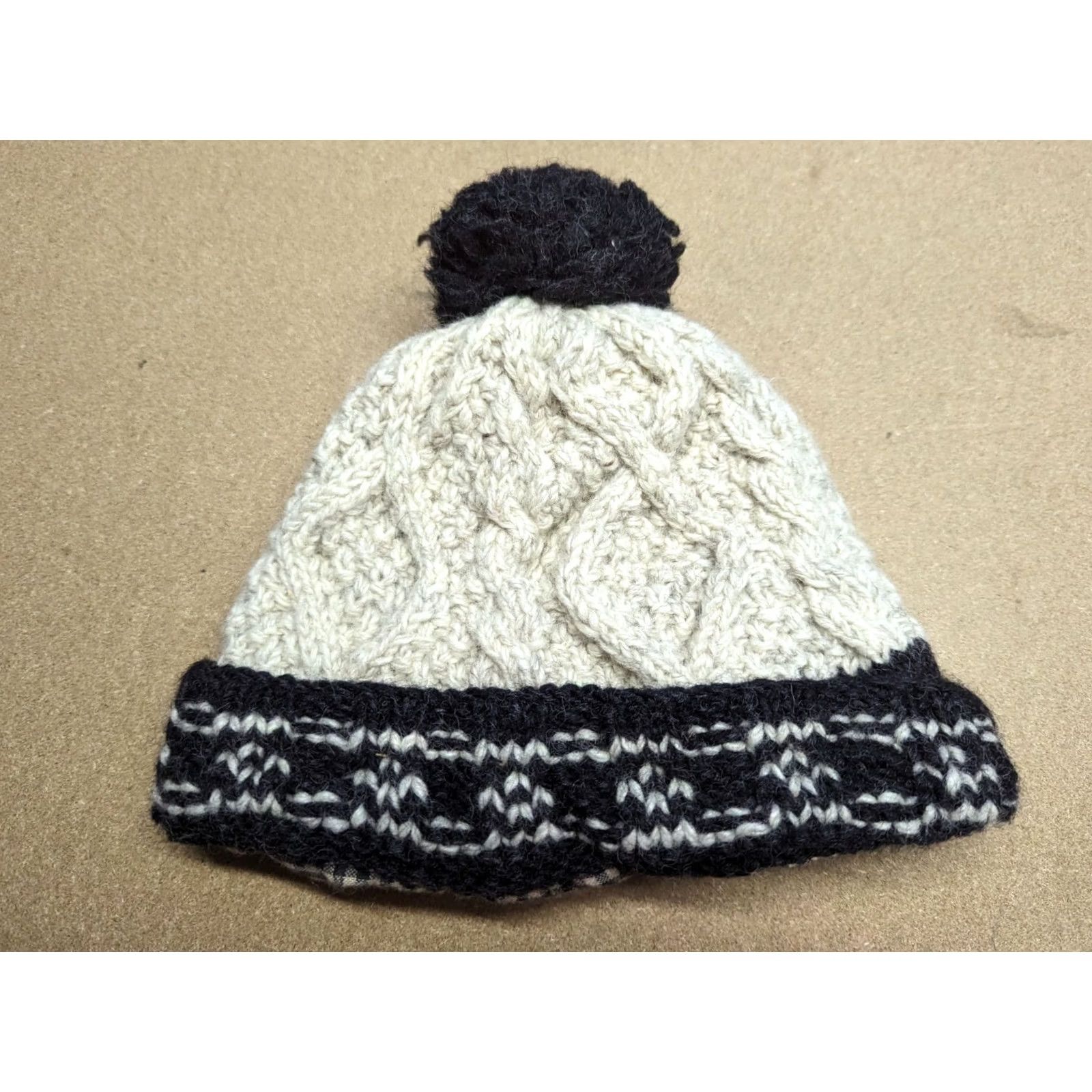 Vintage VINTAGE Alpalaya Beanie Hat One Size Knitted Pom Pom Cable Knit Nepal Wool Size ONE SIZE - 5 Thumbnail