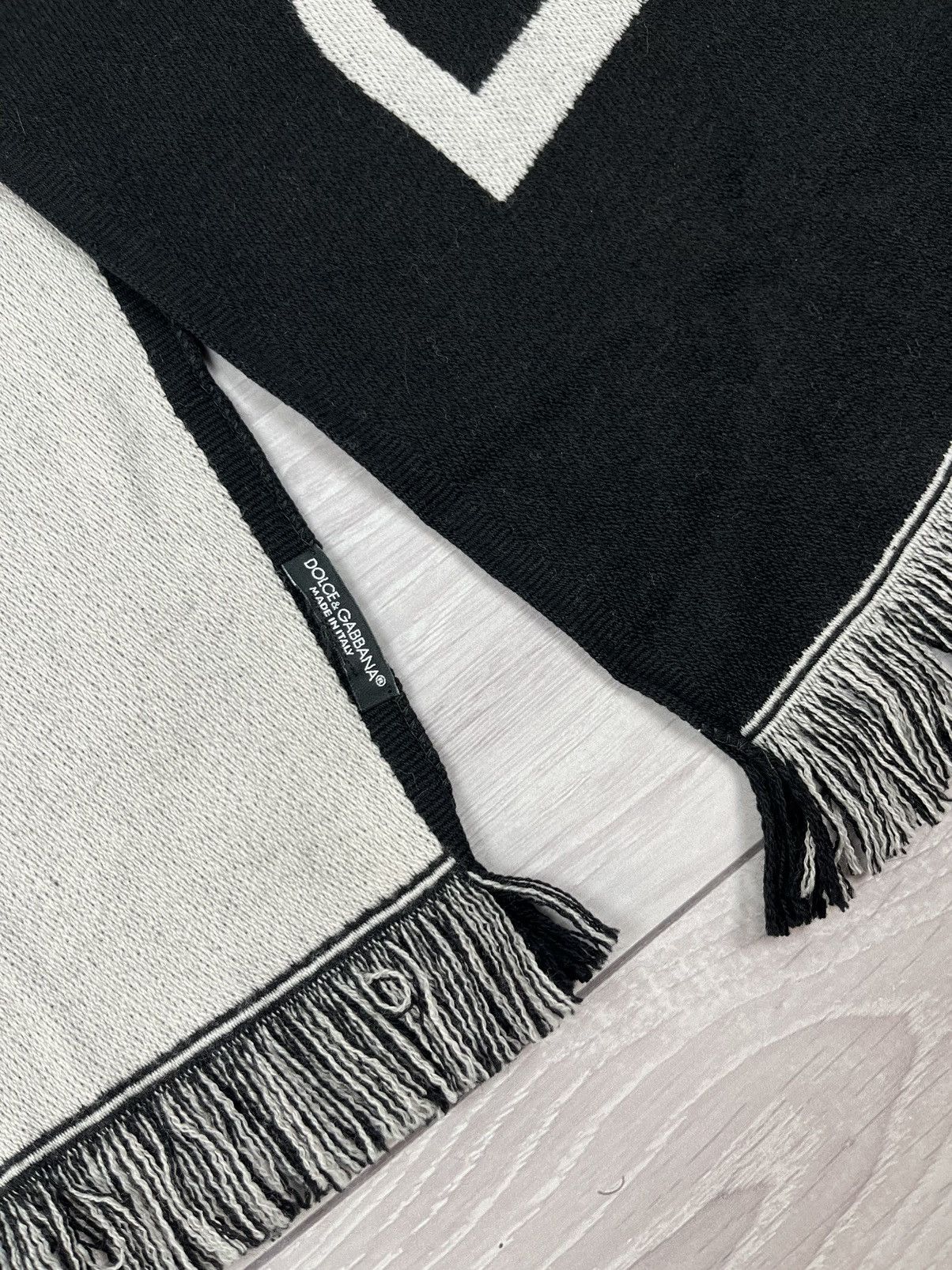 Dolce & Gabbana Dolce Gabbana Full Big Logo Luxury Scarf Y2K Size ONE SIZE - 3 Thumbnail