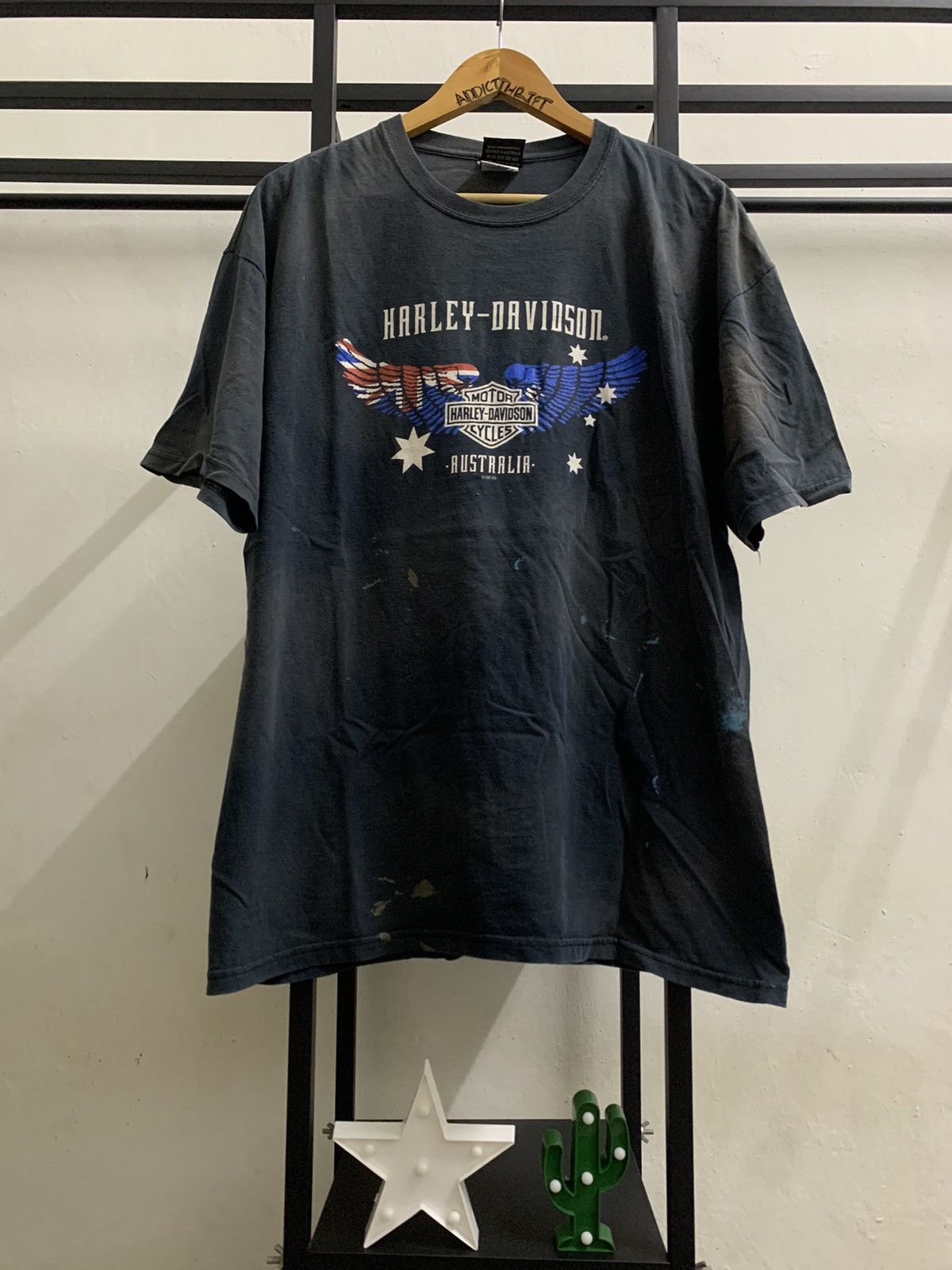 Harley Davidson × Vintage 🔥HOT🔥VINTAGE FADED HARLEY DAVIDSON AUSTRALIA FLAG WING TEE Size US XL / EU 56 / 4 - 1 Thumbnail