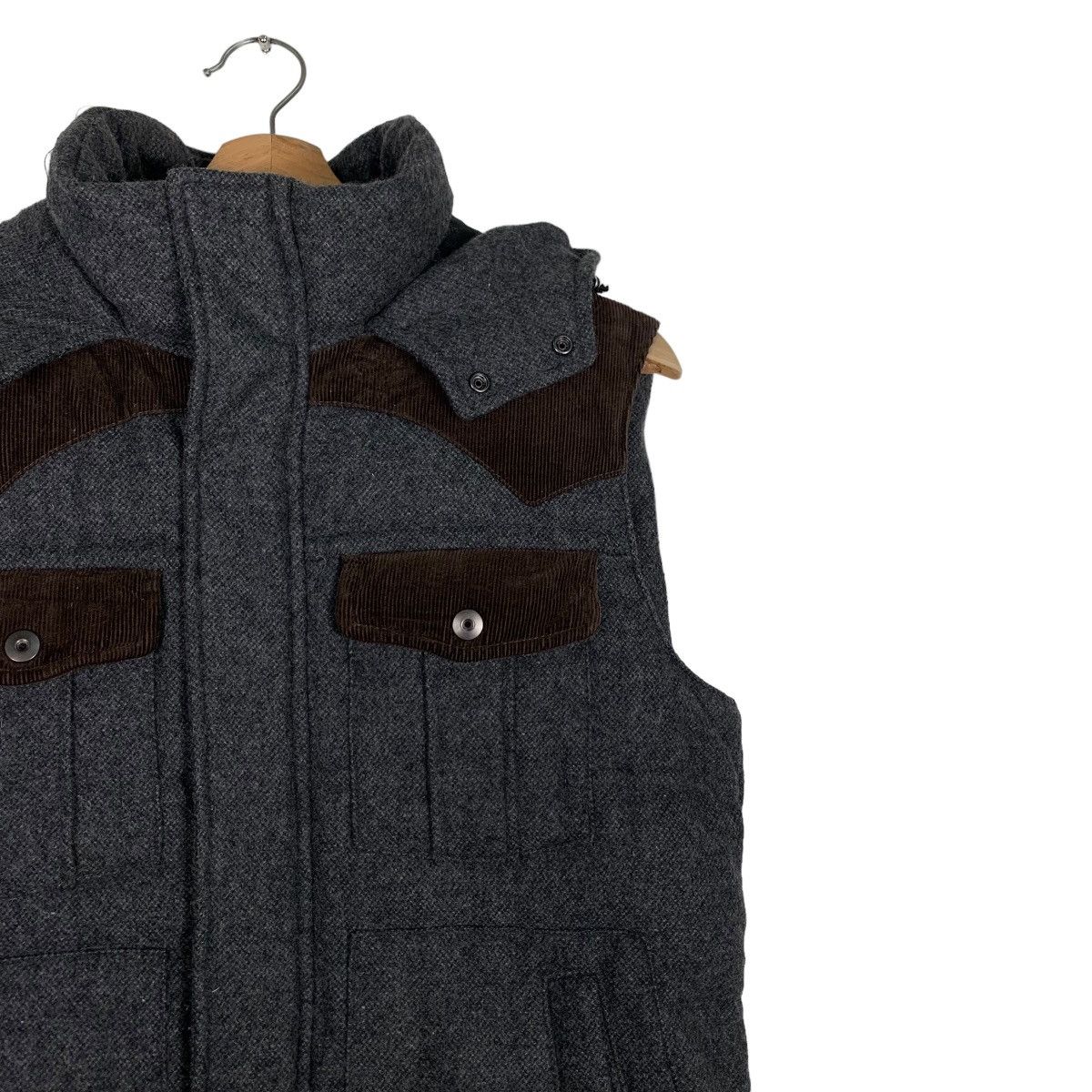 5351 POUR LES HOMMES 5351 Pour Les Hommes Hooded Puffer Vest #0529-C24 Size US M / EU 48-50 / 2 - 5 Thumbnail
