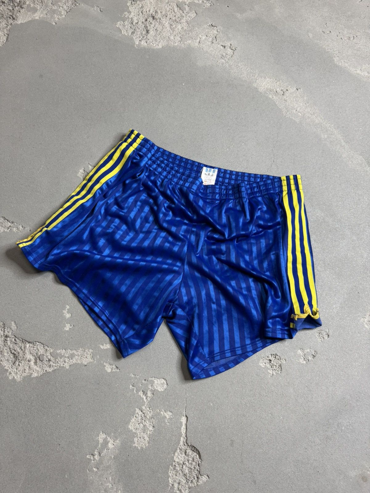 Adidas Vintage Adidas Shorts 90s Retro 3 Stripes Style 🔥 Size US 32 / EU 48 - 1 Thumbnail