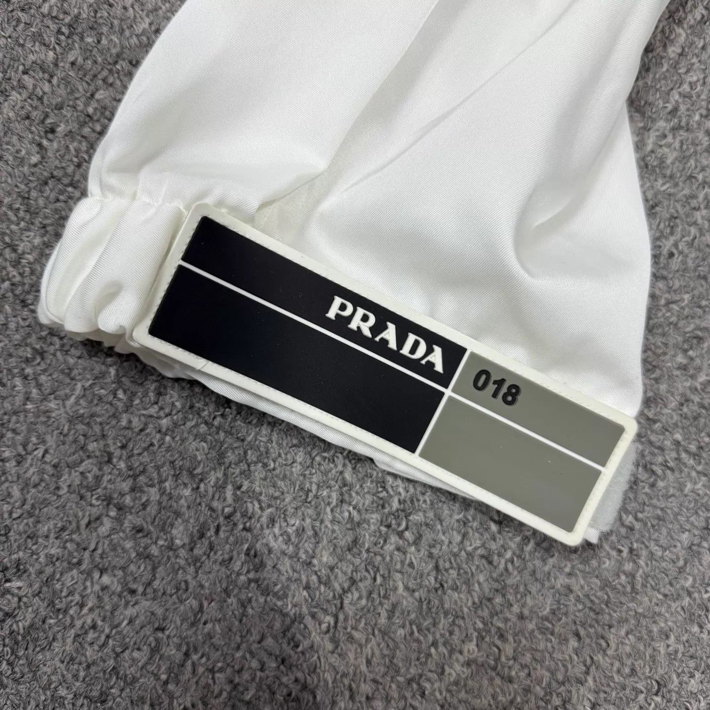 Prada Prada White Hem Logo Casual Pants 48 Mint Size US 32 / EU 48 - 3 Thumbnail