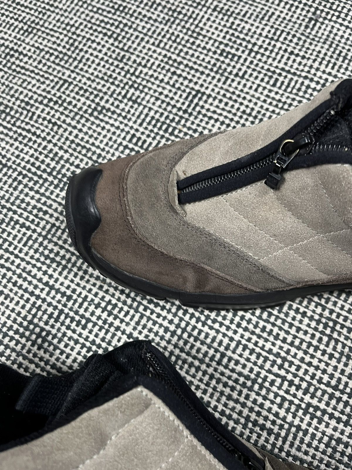 Japanese Brand Vagabond zip low top sneakers Salomon style y2k suede 37eu Size US 6.5 / IT 36.5 - 8 Thumbnail