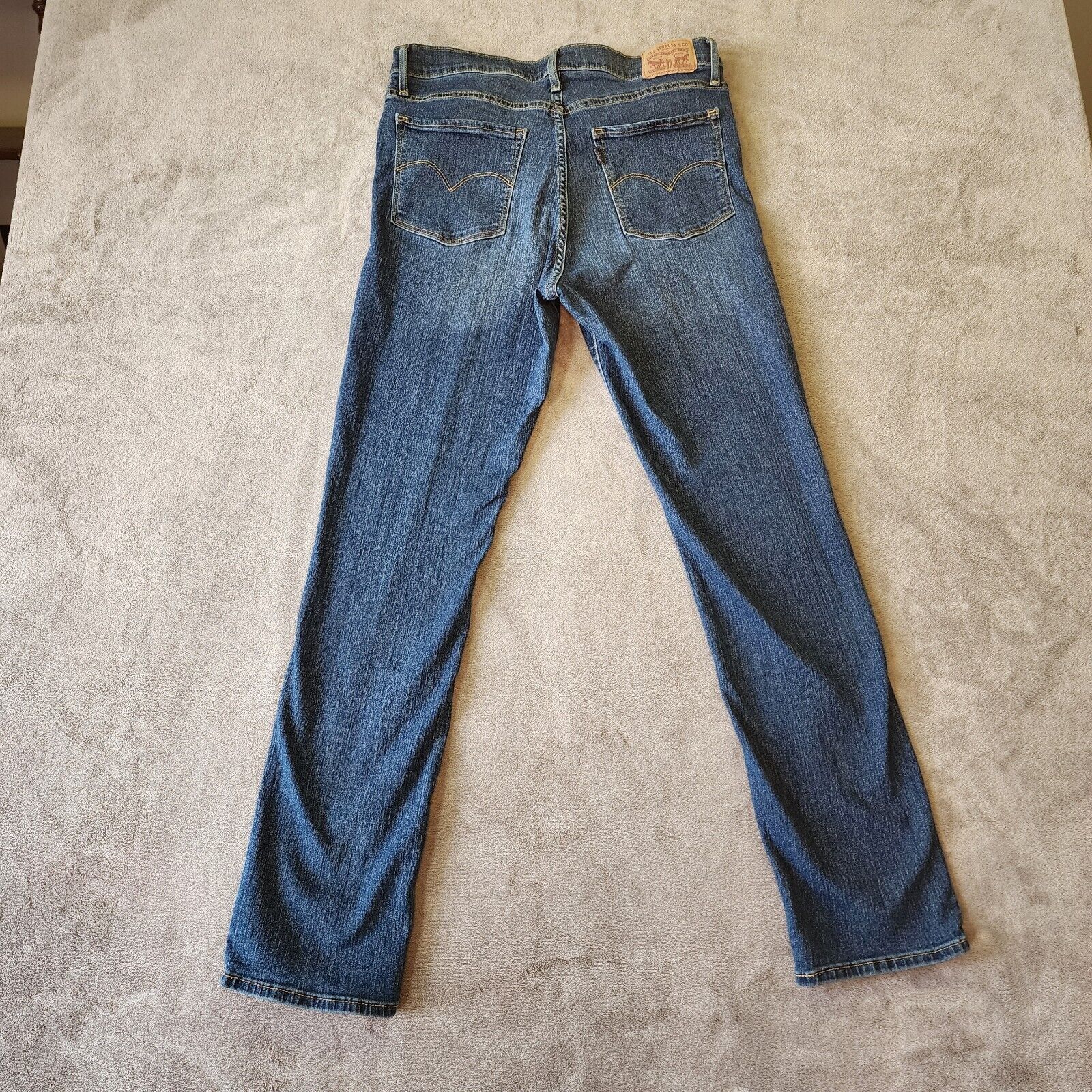 Levi's Levi's Women's 724 High-Rise Street Jeans Size 32x28 Size 32" / US 10 / IT 46 - 12 Thumbnail