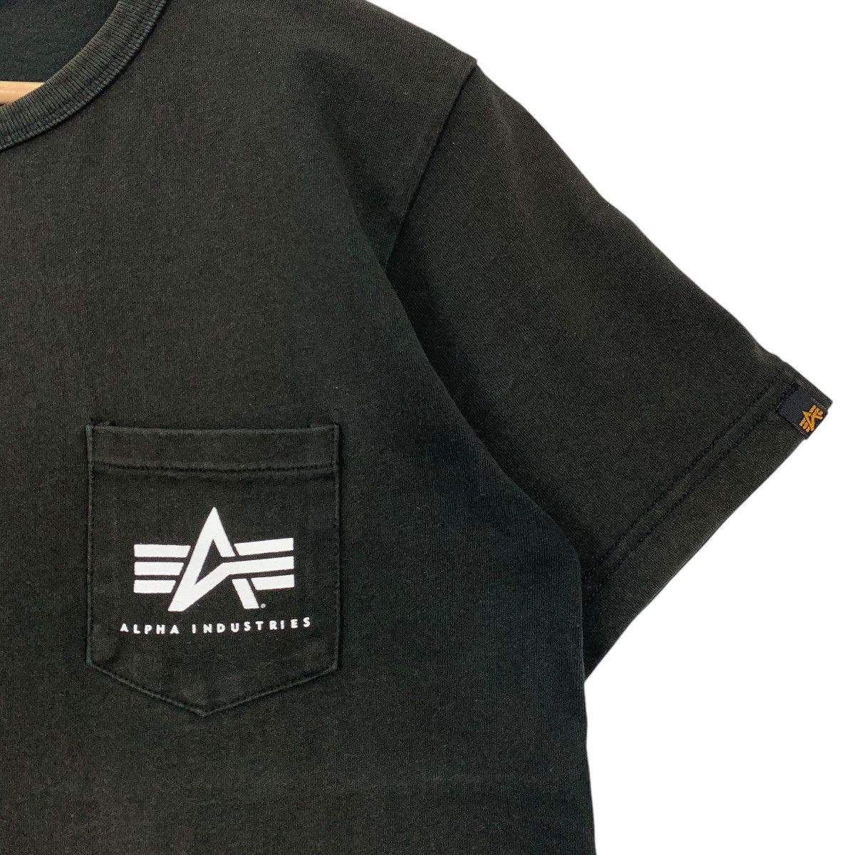Alpha Industries × Vintage Vintage ALPHA INDUSTRIES Heavyweight Cotton Tee Shirt Size US M / EU 48-50 / 2 - 1 Thumbnail