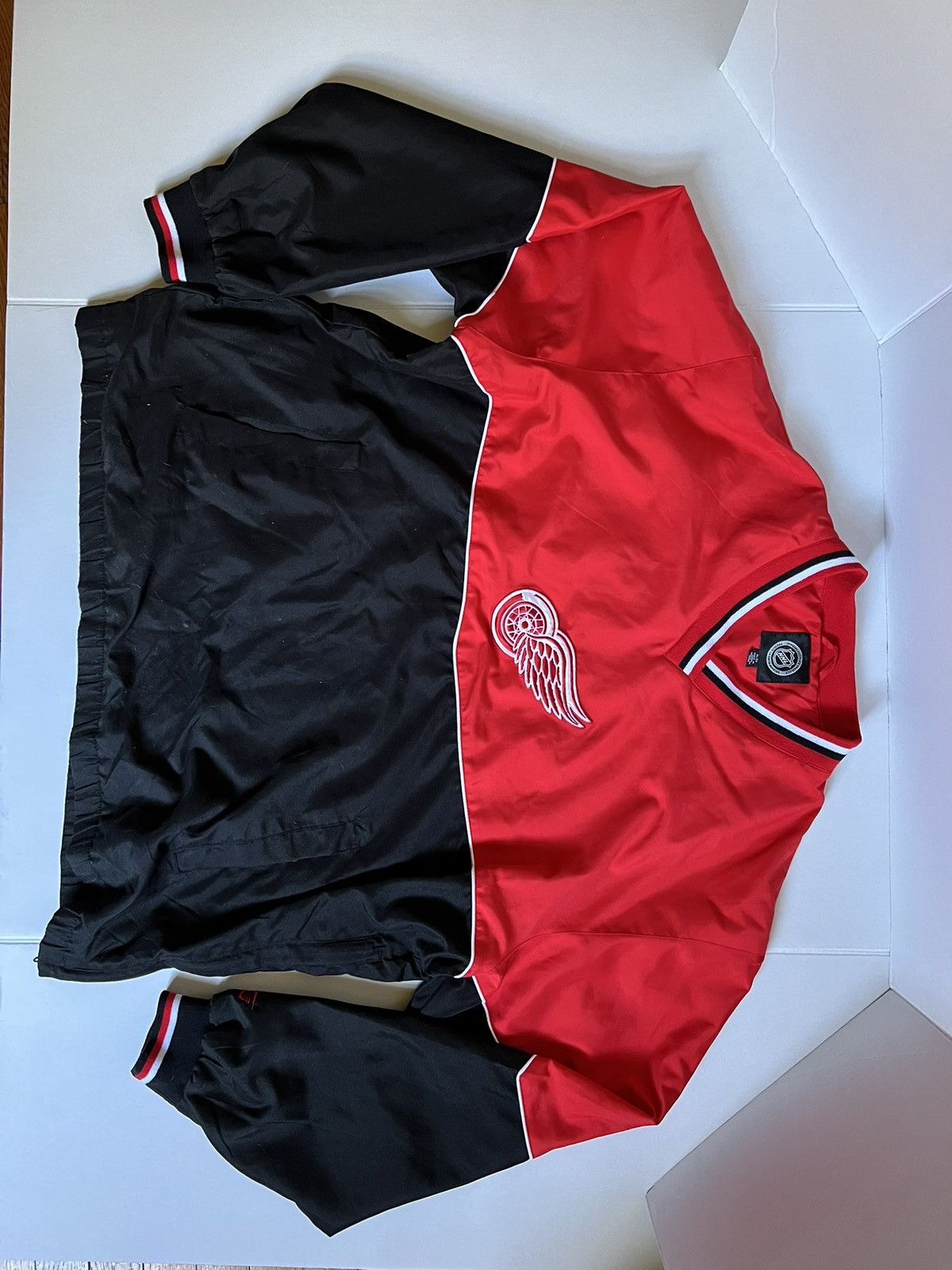 NHL Detroit Red Wings Pullover Jacket Size US XL / EU 56 / 4 - 1 Thumbnail