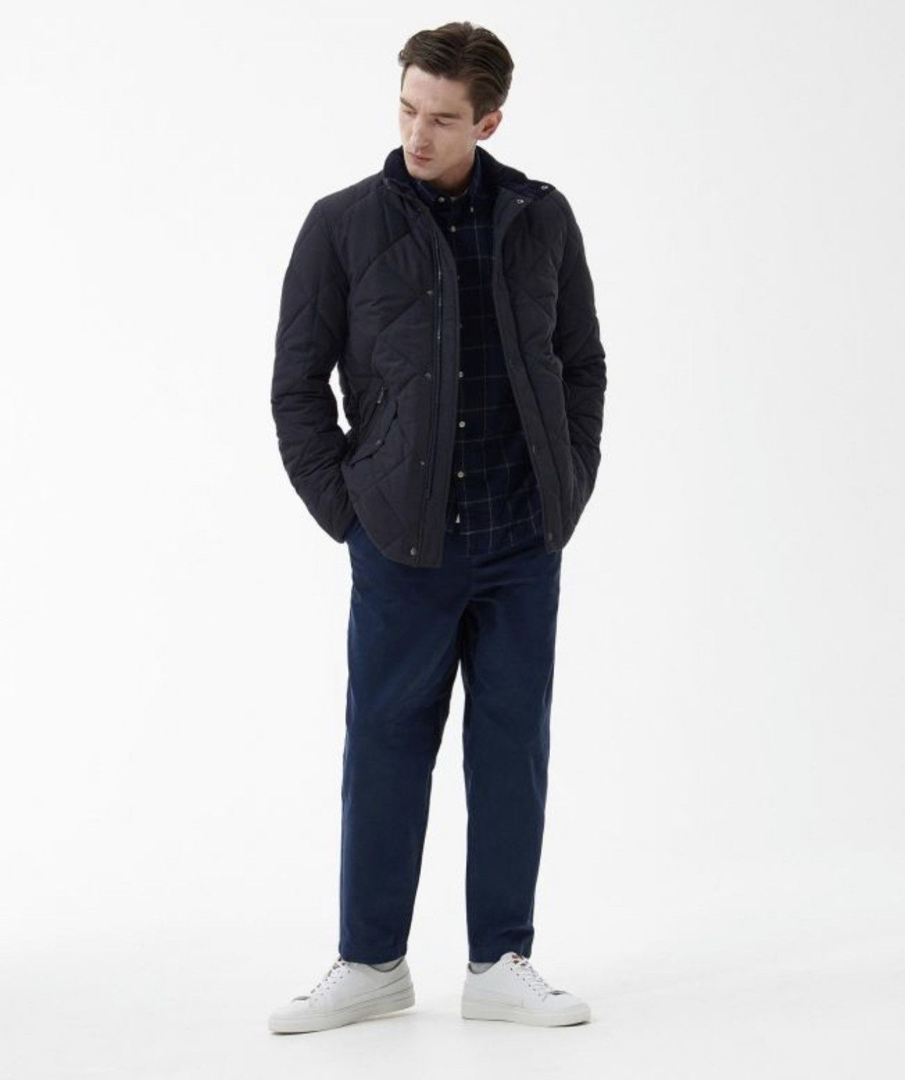 Barbour Barbour men’s Winter Chelsea Quilted Jacket size L navy Size US L / EU 52-54 / 3 - 3 Thumbnail
