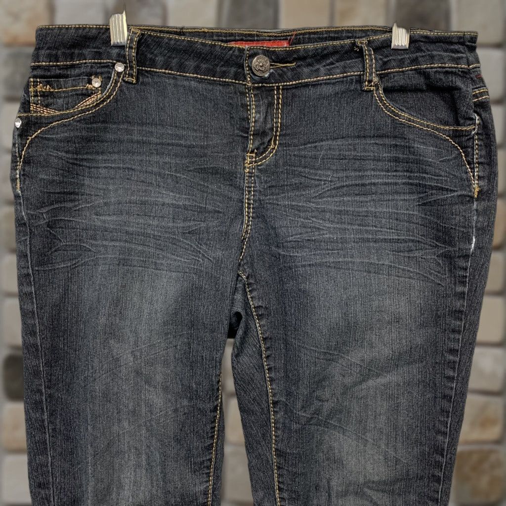 Vintage Jeans Colony Jeans Skinny Blue Dark Wash Cotton Blend Stretch 16 Regular Women’s Size 16 Size 38" / US 16 / IT 52 - 1 Thumbnail