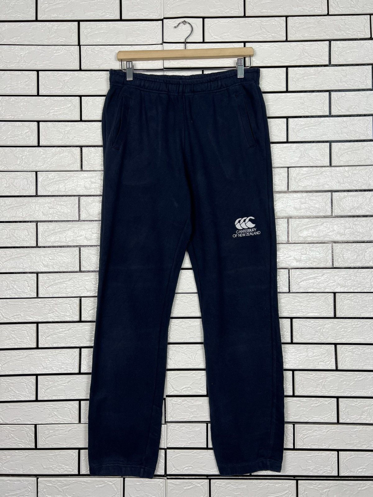 Canterbury of New Zealand Vintage CANTERBURY Embroidered Logo Sweatpant #4165-C191 Size US 30 / EU 46 - 1 Thumbnail