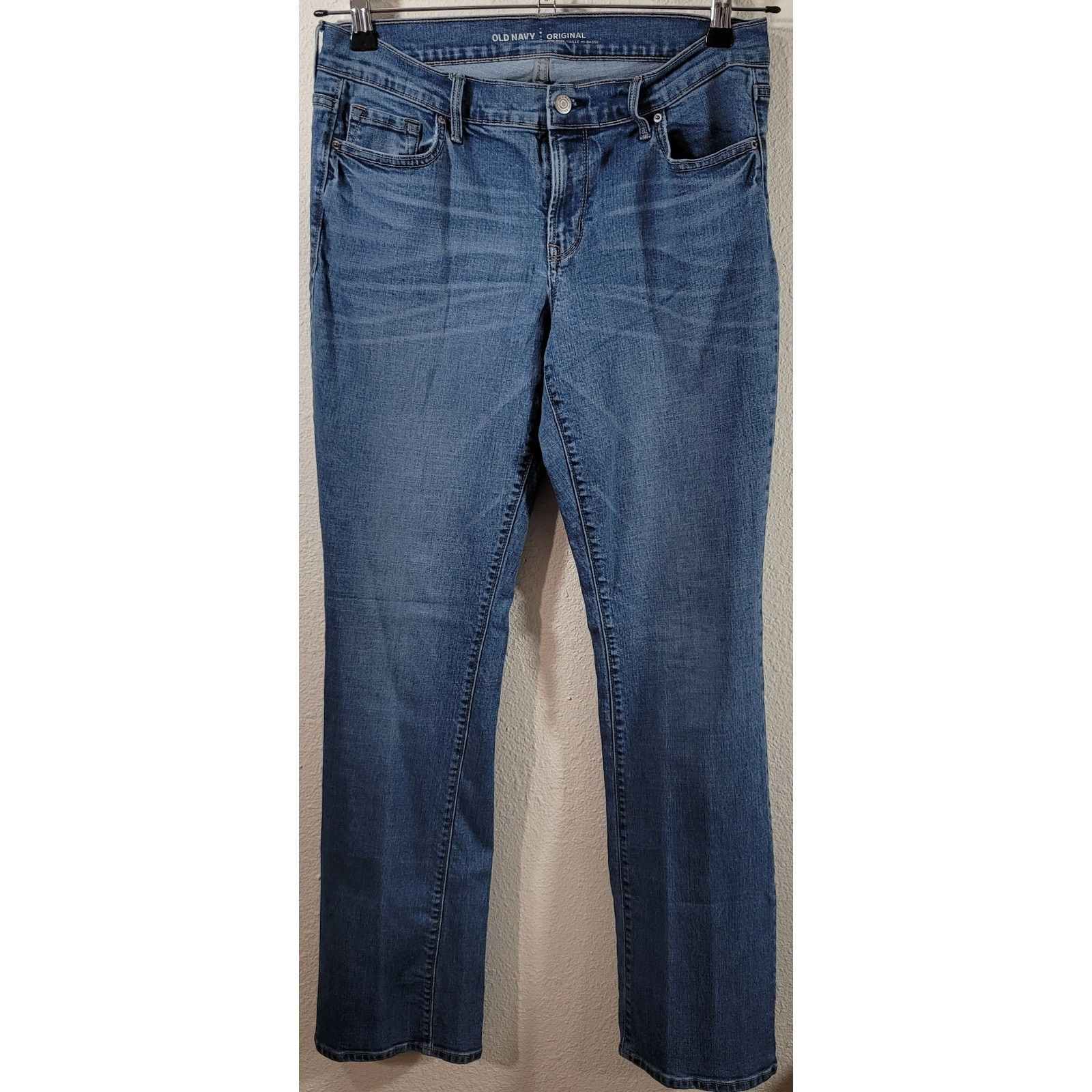 Old Navy Old Navy Blue Lightwashed 5 Pocket Mid Rise Jeans 10 Stretch Size 32" / US 10 / IT 46 - 1 Thumbnail