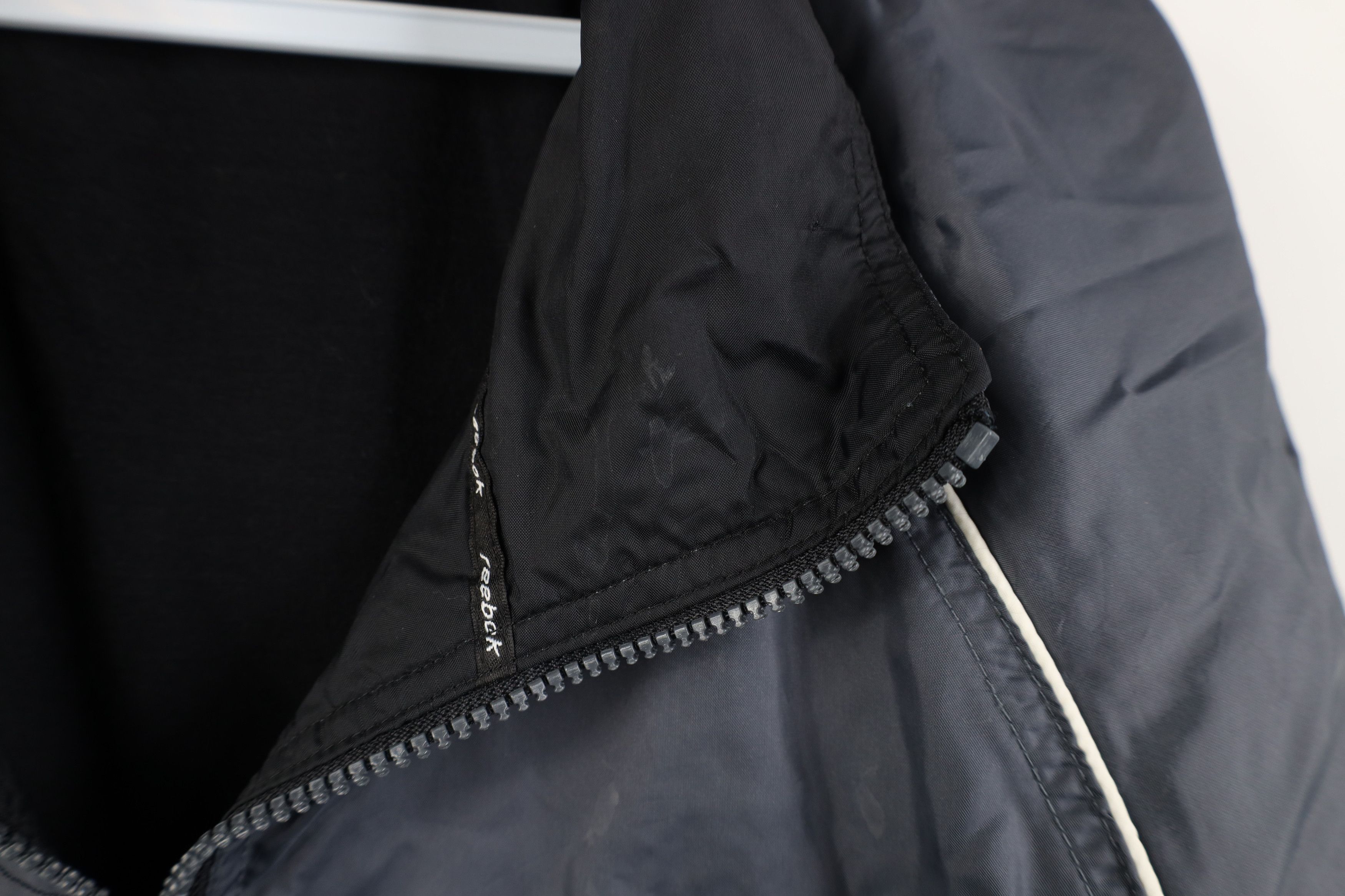 Reebok Vintage 90s Reebok Fleece Lined Full Zip Windbreaker Jacket Size US XL / EU 56 / 4 - 4 Thumbnail