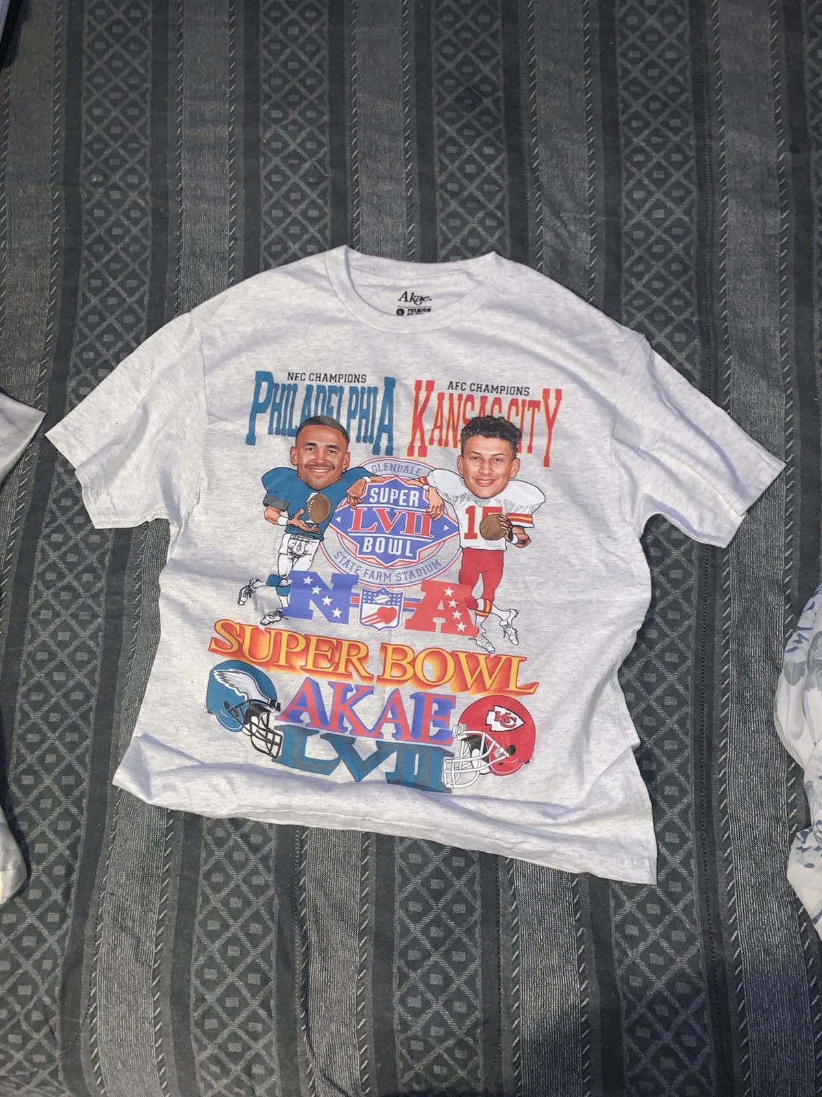 NFL Akae Super Bowl LVII Eagles vs Chiefs Graphic Tee Size US L / EU 52-54 / 3 - 7 Thumbnail