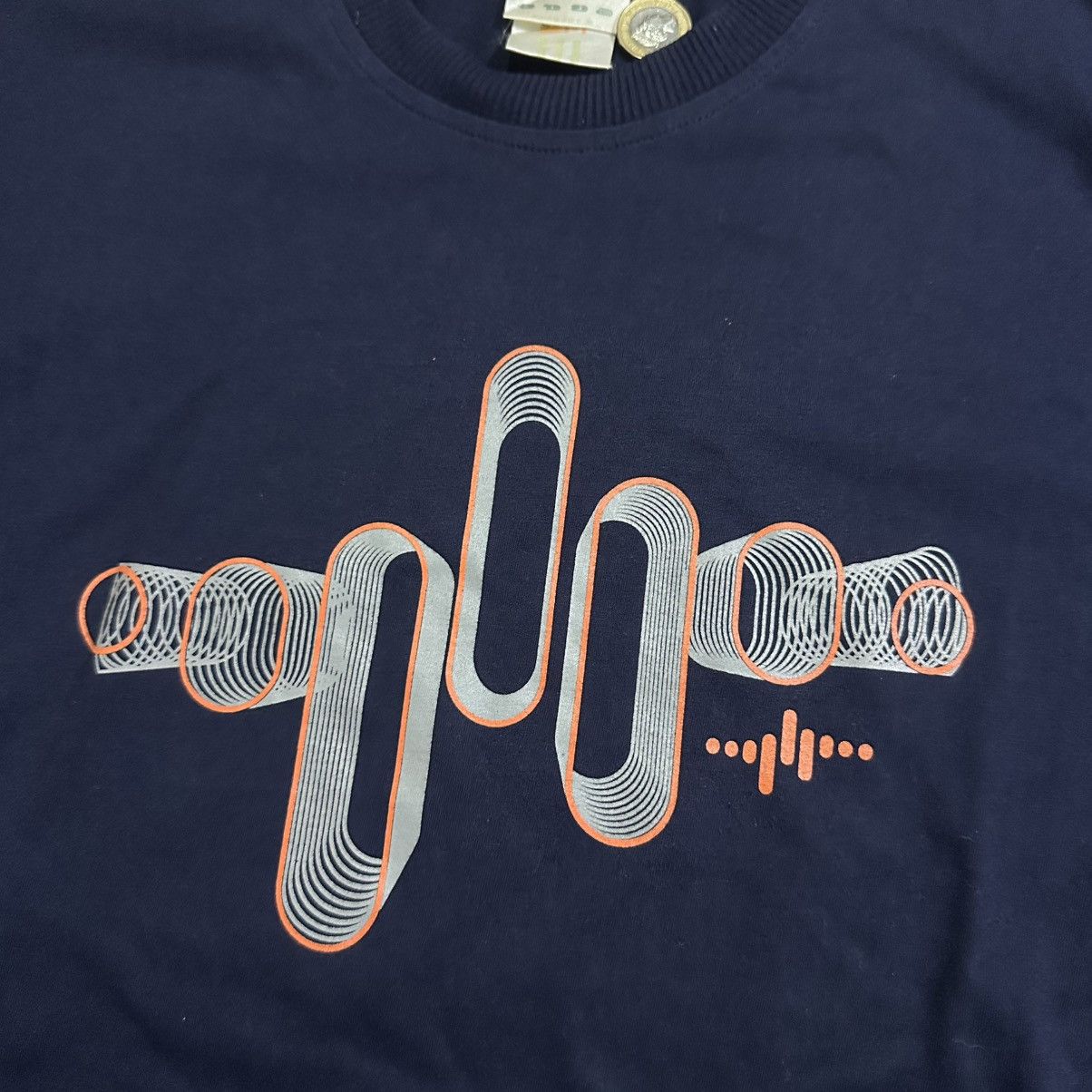 Adidas VINTAGE Y2K ADIDAS TSHIRT Size US L / EU 52-54 / 3 - 3 Thumbnail
