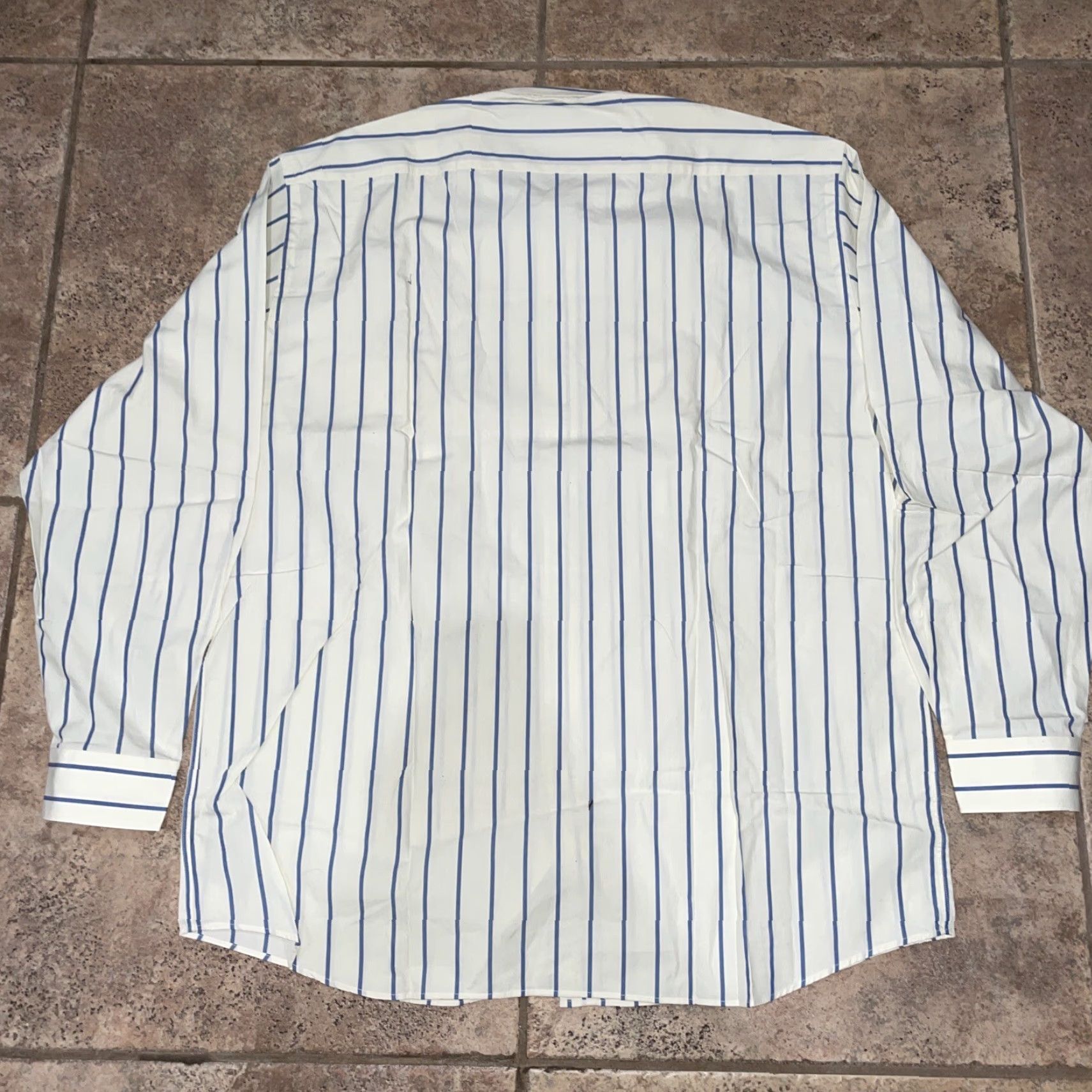 Hugo Boss HUGO BOSS Shirt Mens M White Striped Button-Up Long Sleeve Regular Size M Size US M / EU 48-50 / 2 - 4 Thumbnail